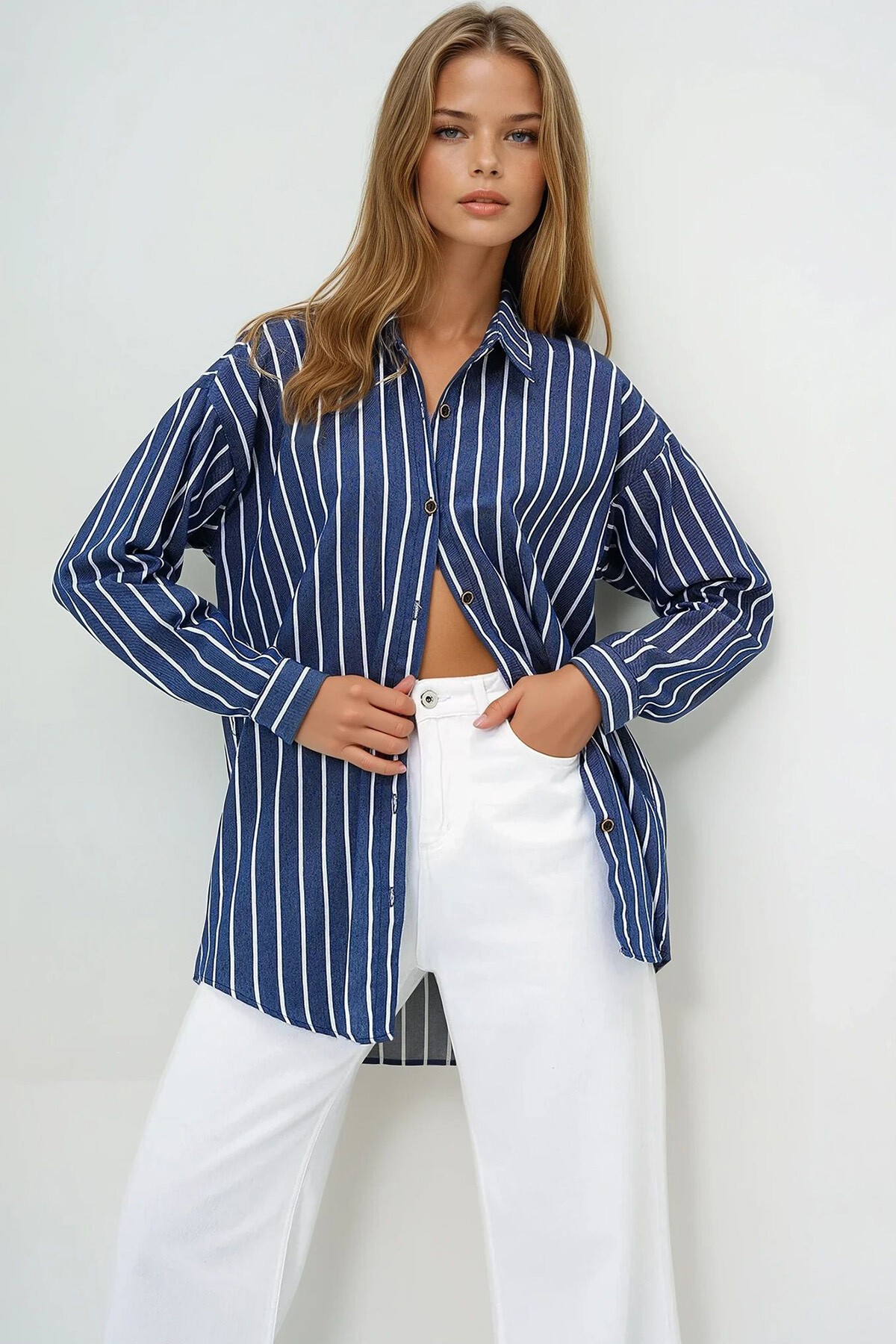 Lacivert Çizgili Oversize Keten Gömlek