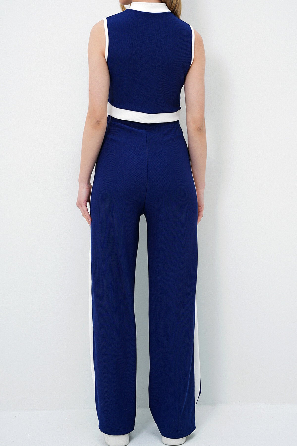 Lacivert Dik Yaka Metal Düğmeli Renk Bloklu Crop Bluz Ve Palazzo Pantolon Takım