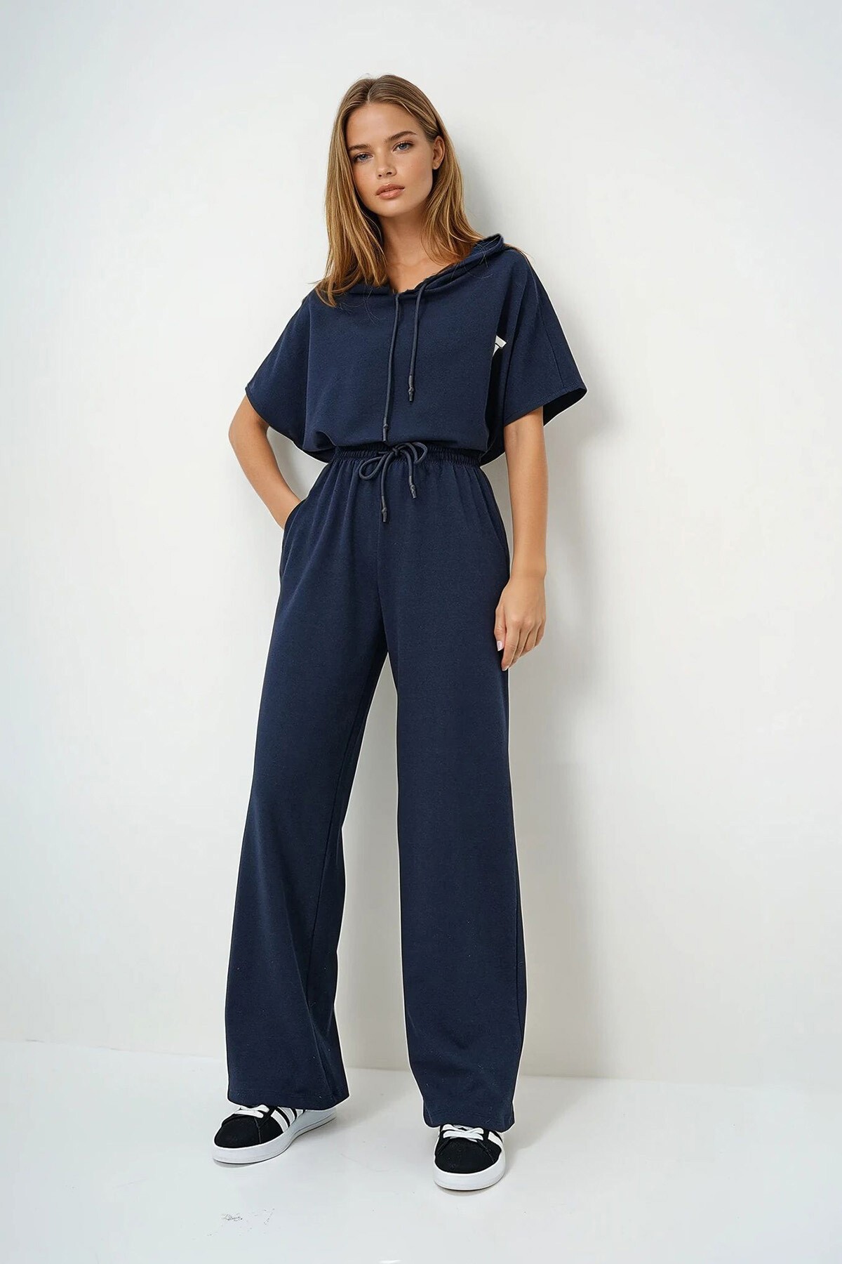 Lacivert Kapüşonlu Oversize Crop Ve Çift Cepli Pantolon Takım