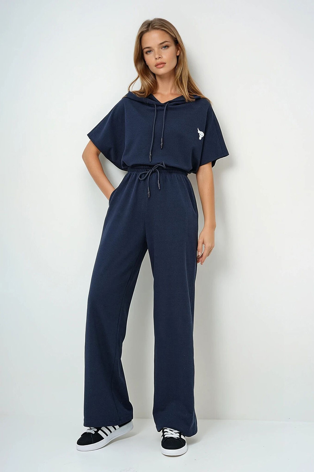 Lacivert Kapüşonlu Oversize Crop Ve Çift Cepli Pantolon Takım