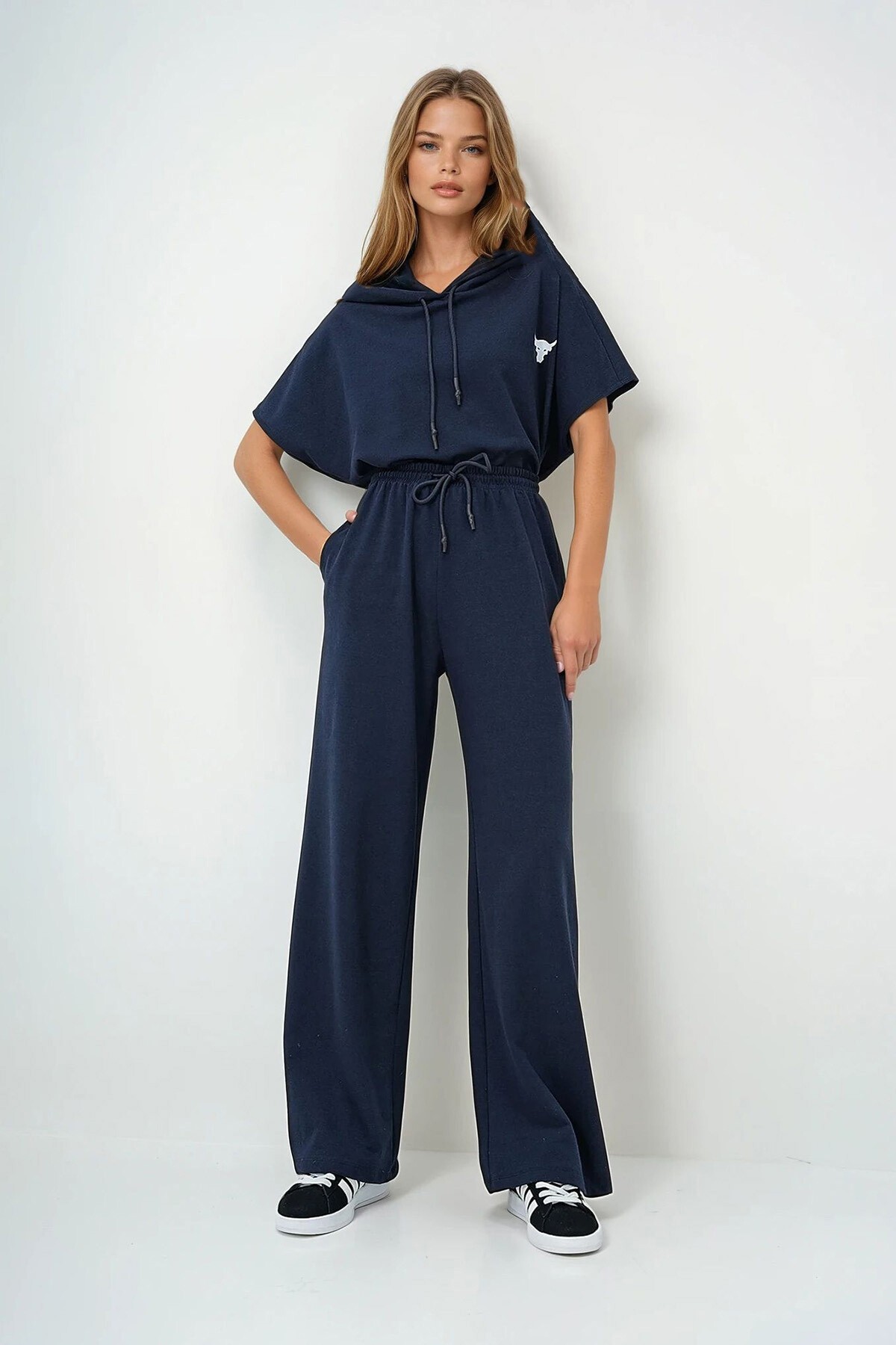 Lacivert Kapüşonlu Oversize Crop Ve Çift Cepli Pantolon Takım