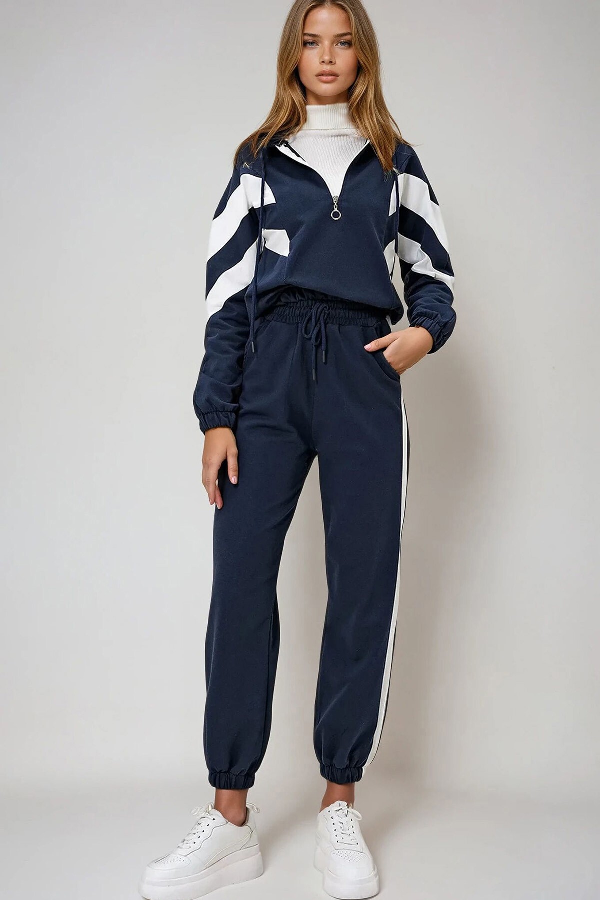 Lacivert Kapüşonlu Renk Bloklu Yarım Fermuarlı İki İplik  Sweatshırt Ve Eşofman Takımı