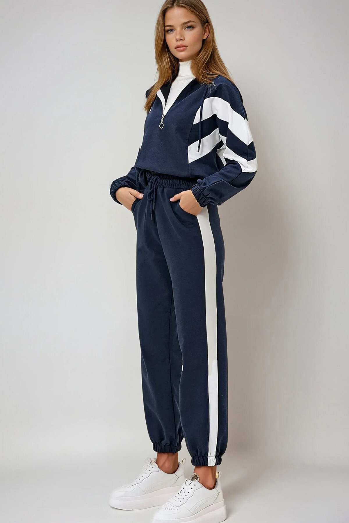 Lacivert Kapüşonlu Renk Bloklu Yarım Fermuarlı İki İplik  Sweatshırt Ve Eşofman Takımı