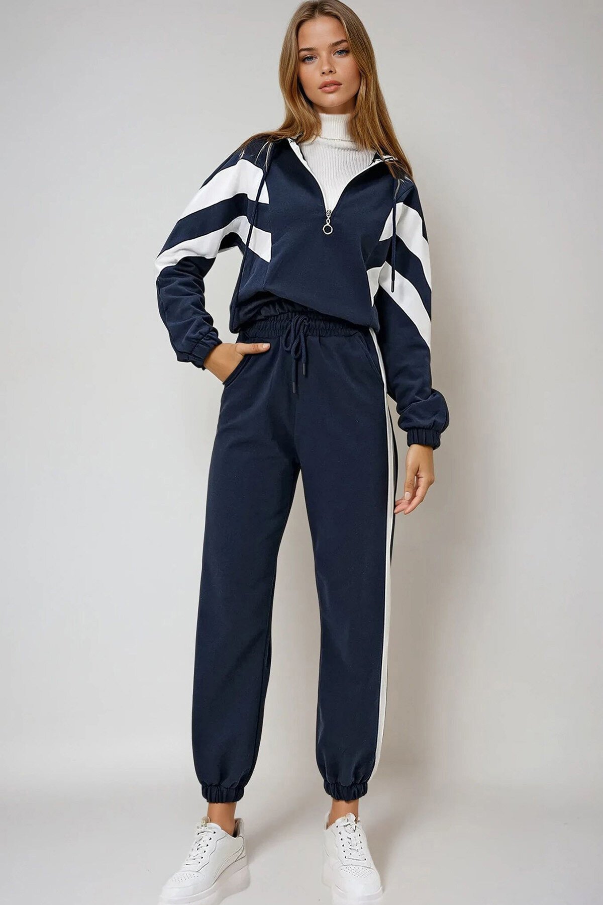 Lacivert Kapüşonlu Renk Bloklu Yarım Fermuarlı İki İplik  Sweatshırt Ve Eşofman Takımı