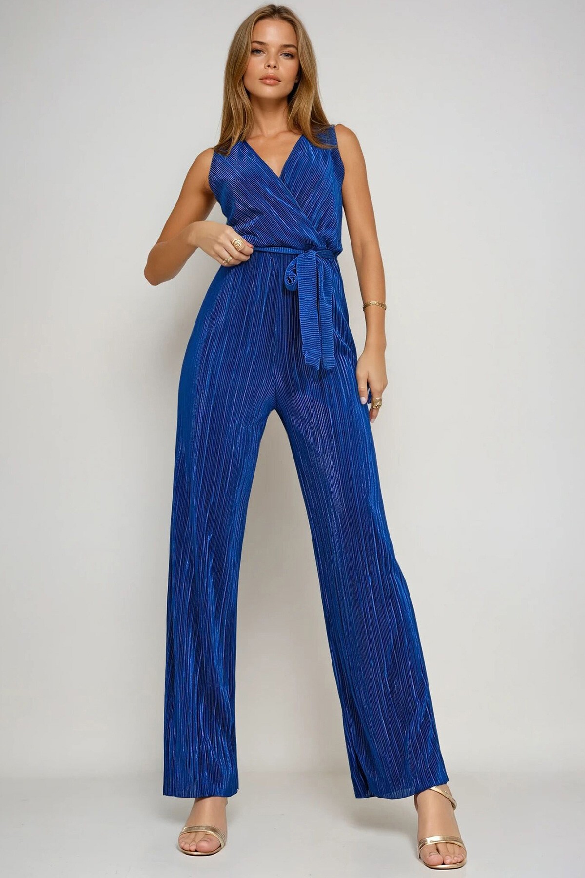 Lacivert Kruvaze Yaka Beli Kemerli Göğüs Dekolteli Pileli Tulum