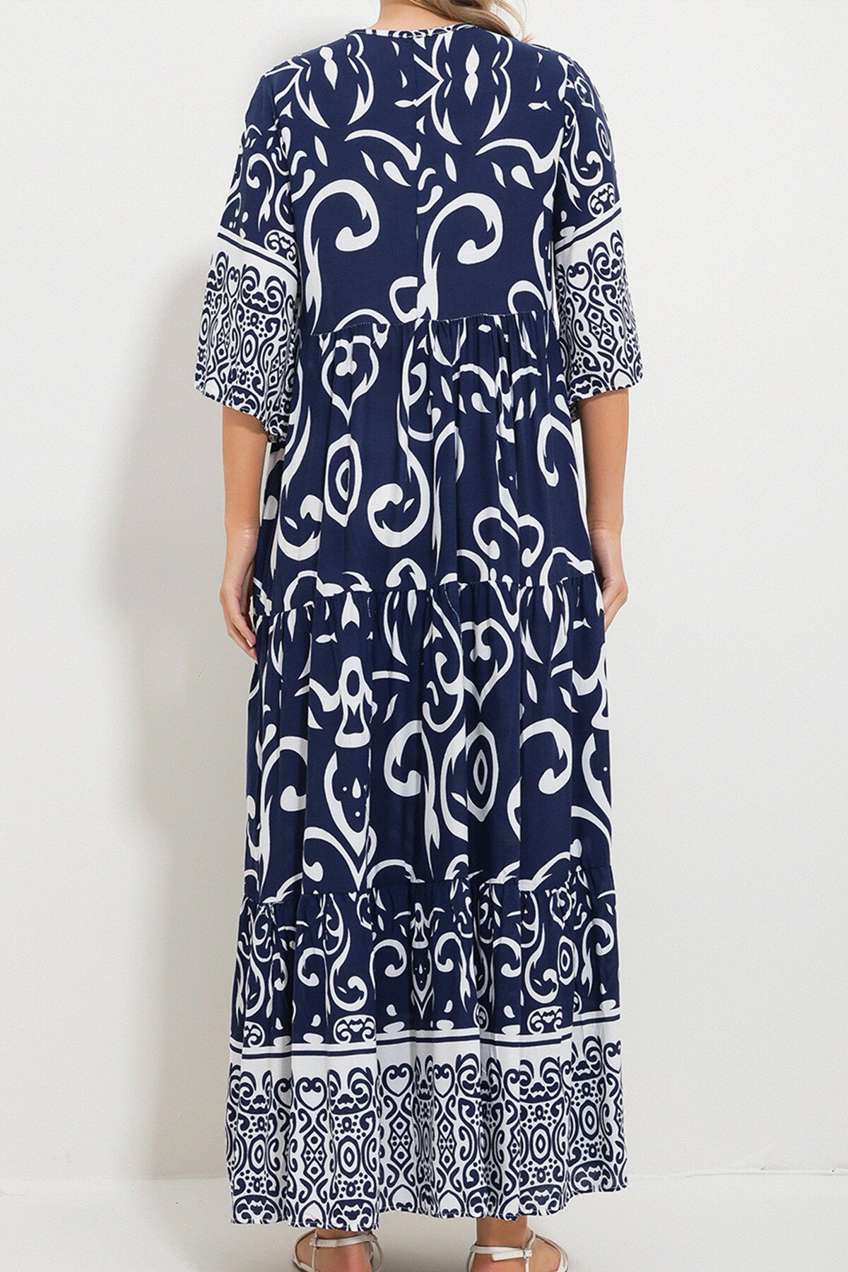 Lacivert Önden Bağcıklı Desenli Dokuma Viskon Elbise