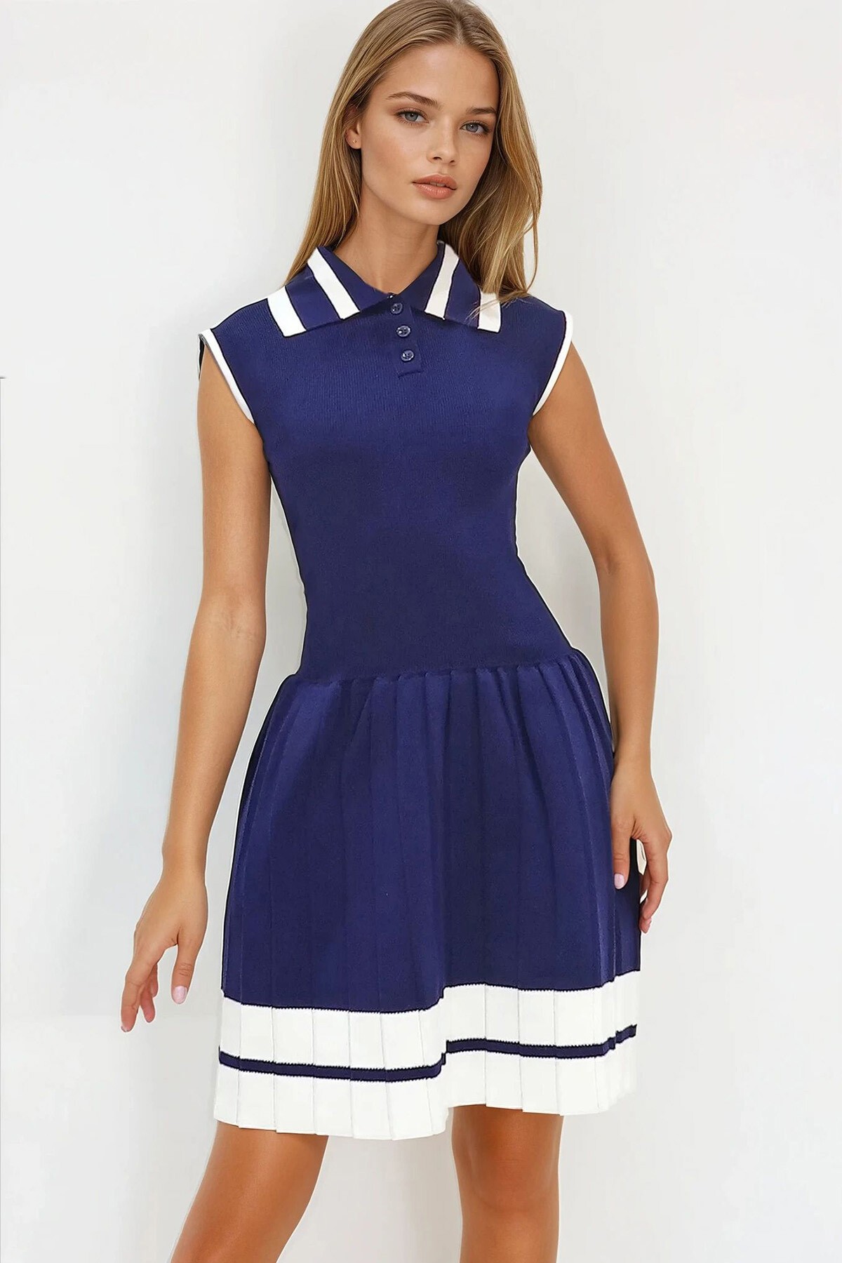 Lacivert Polo Yaka Şerit Detaylı Eteği Pileli Mini Elbise