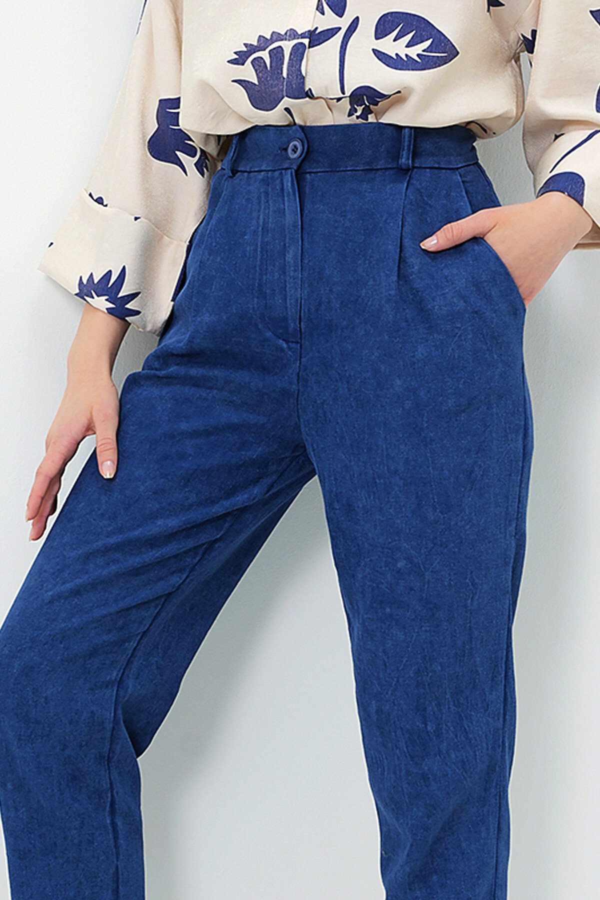 Lacivert Soluk Efektli Çift Cepli Havuç Pantolon