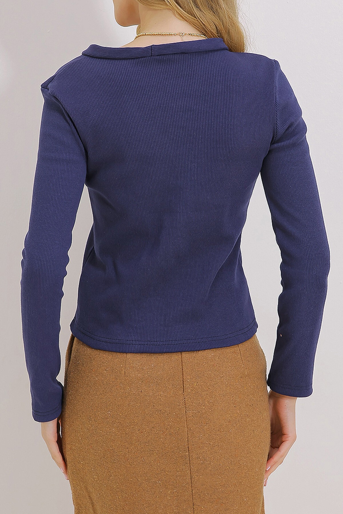 Lacivert V Yaka Düğme Detaylı Fitilli Örme Hırka