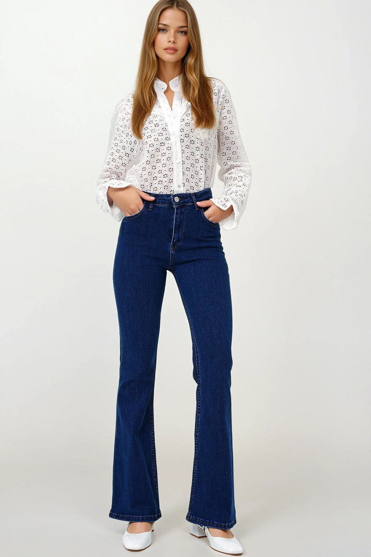 Lacivert Yüksek Bel Yıkamalı İspanyol Paça Jean Pantolon