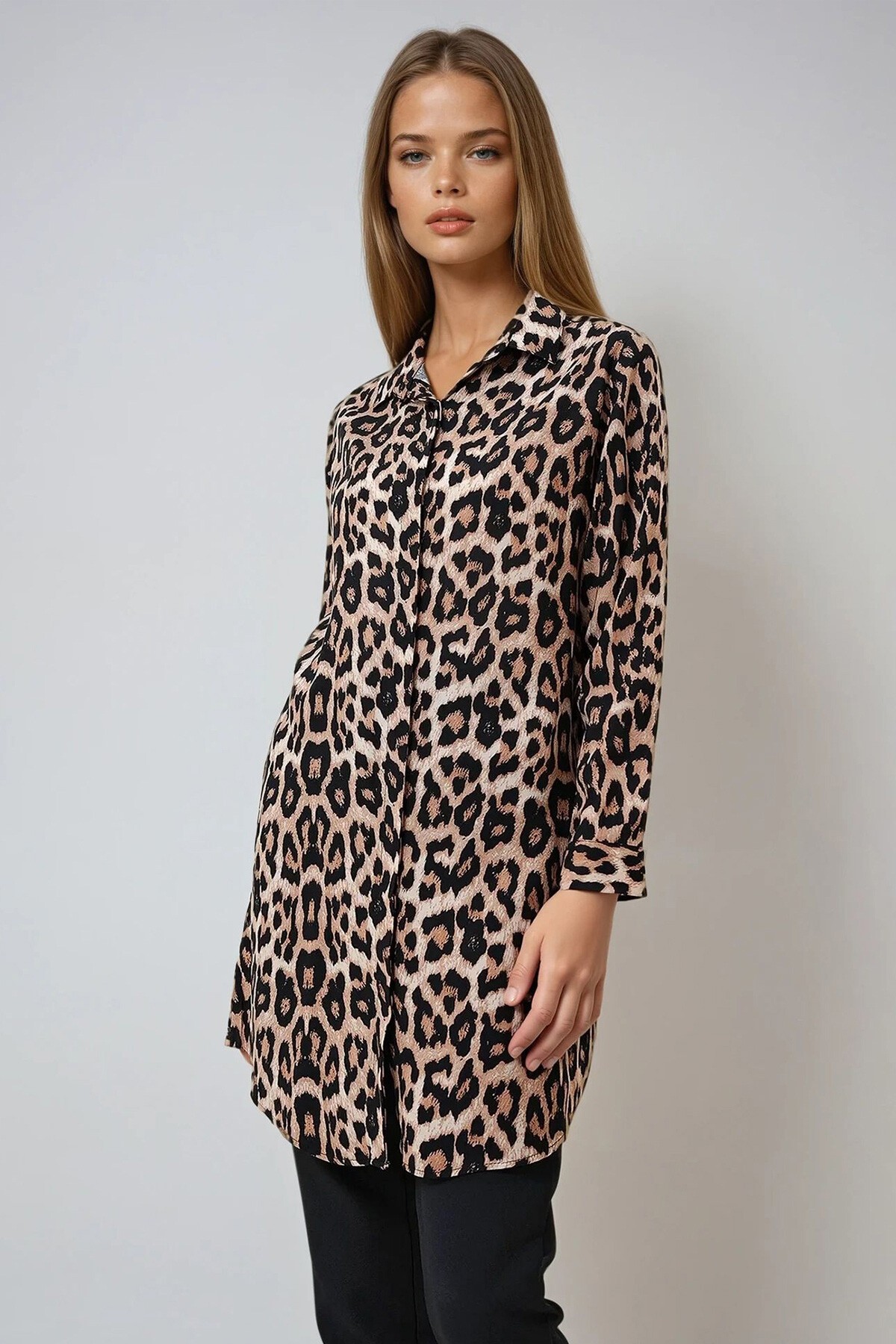 Leopar Sulu Boya Desenli Poplin Gömlek