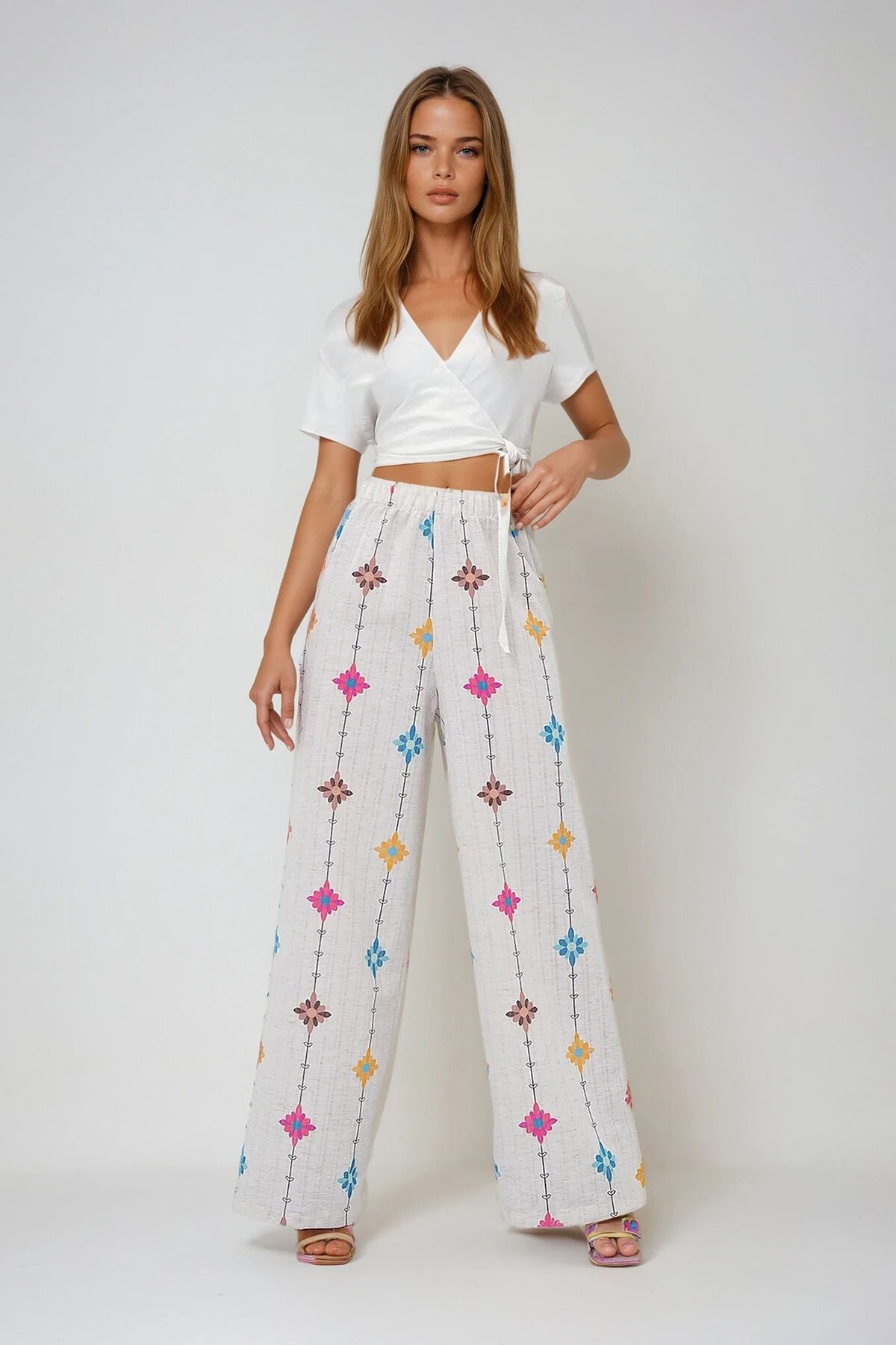 Lila Çiçek Desenli Beli Lastikli Keten Pantolon