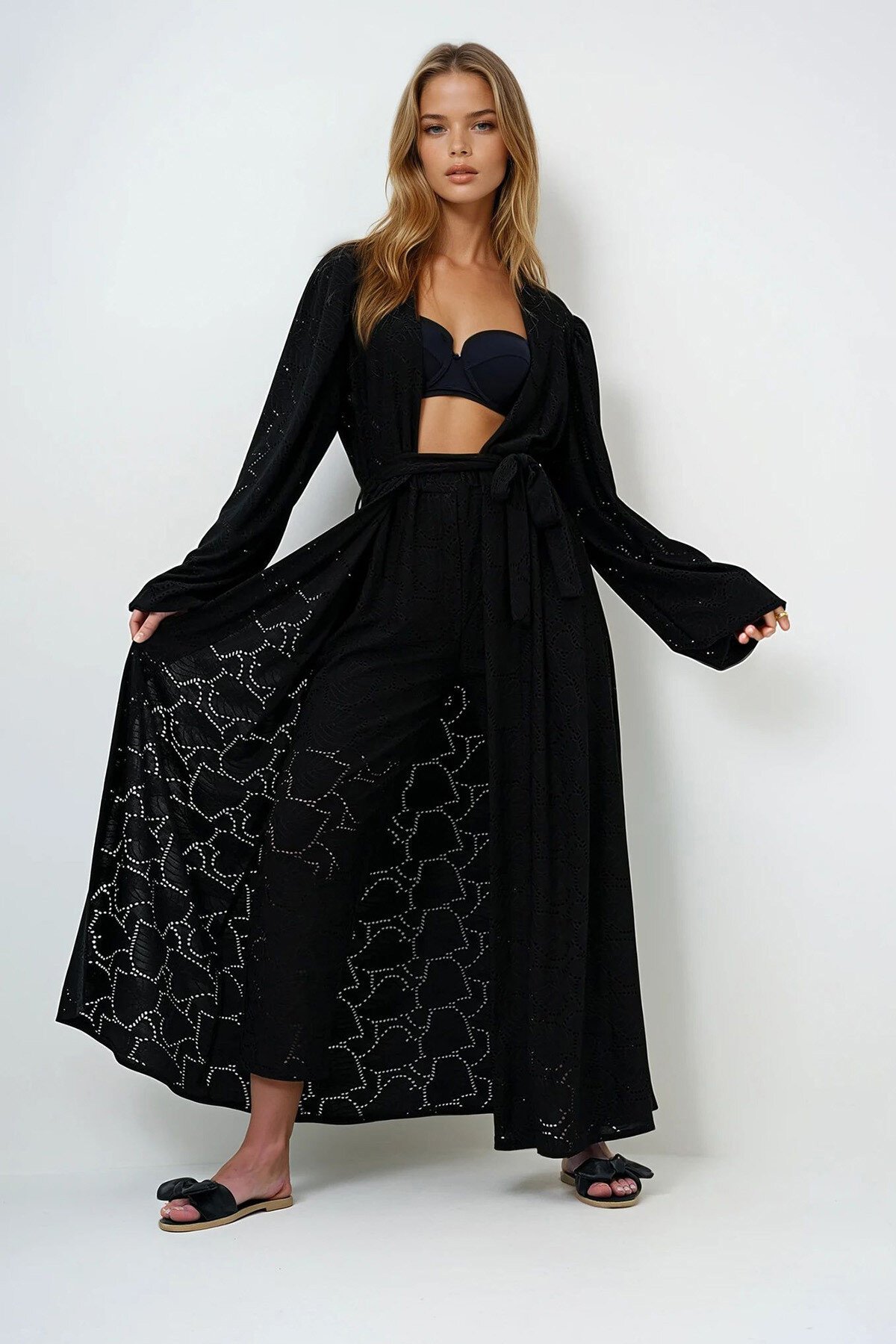 Mat Siyah Kendinden Dokulu Ajurlu Uzun Pantolonlu Kimono Takım