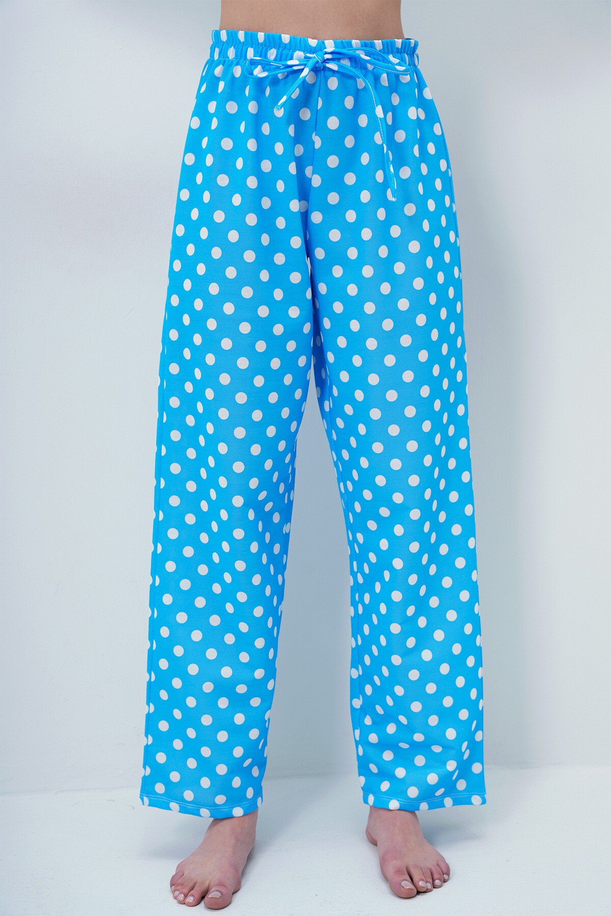 Mavi Bisiklet Yaka Basic T Shırt Ve Puantiye Desenli Pantolonlu Pijama Takımı