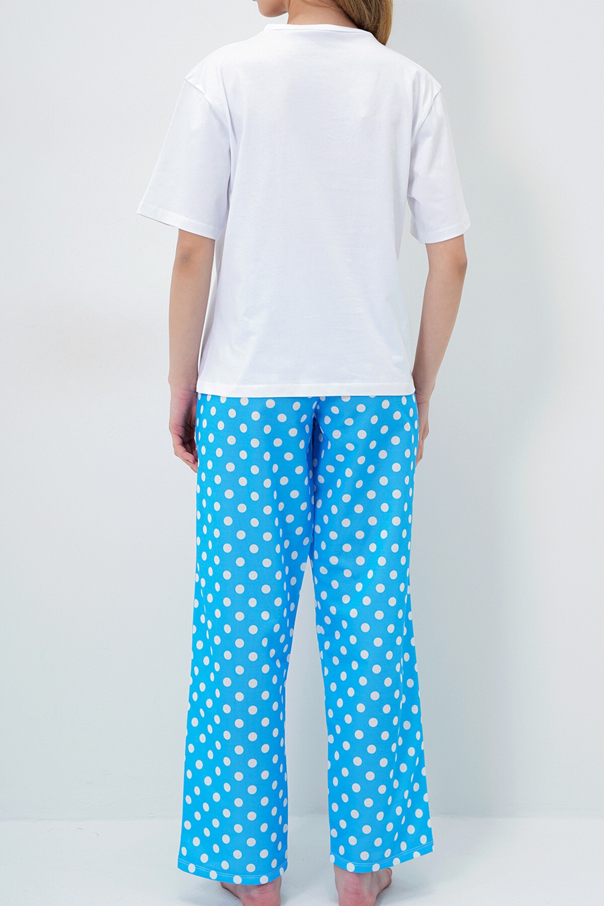 Mavi Bisiklet Yaka Basic T Shırt Ve Puantiye Desenli Pantolonlu Pijama Takımı