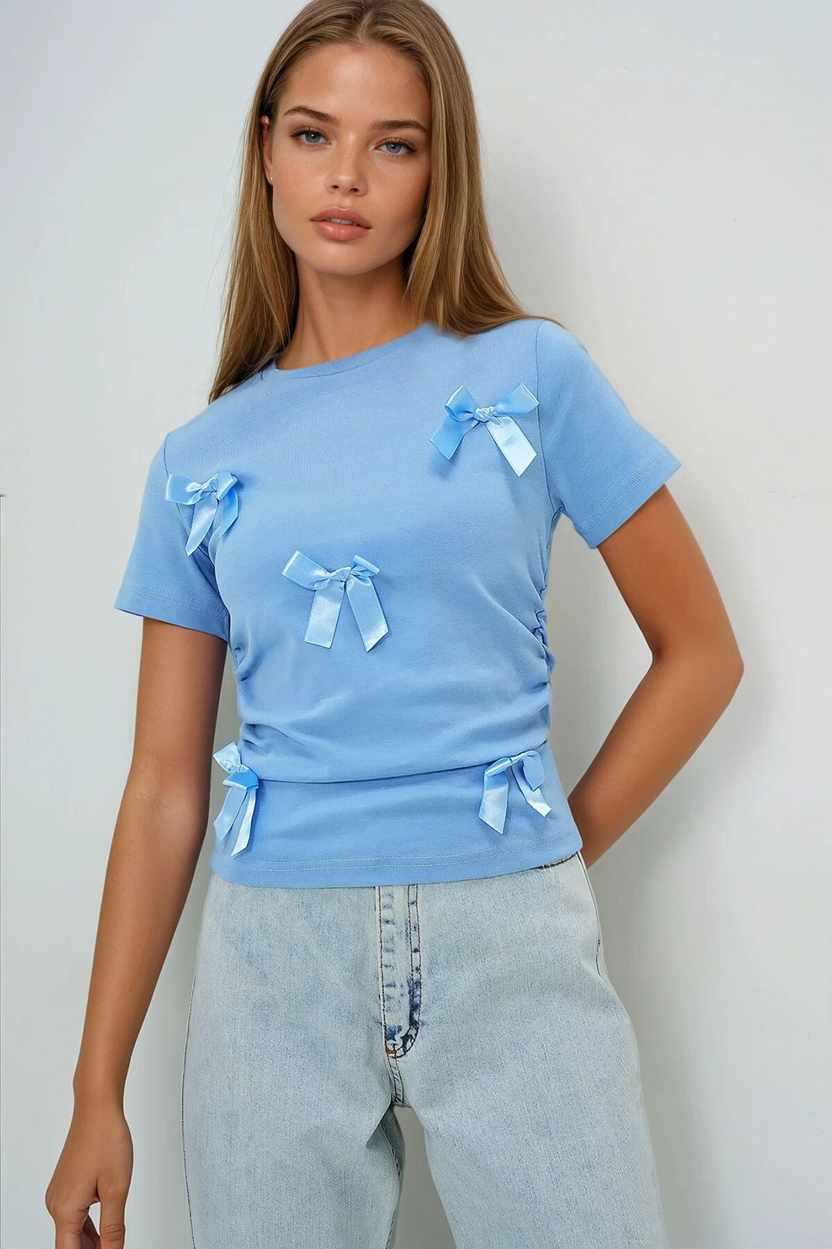 Mavi Bisiklet Yaka Fiyonk İşlemeli Drapeli Bluz