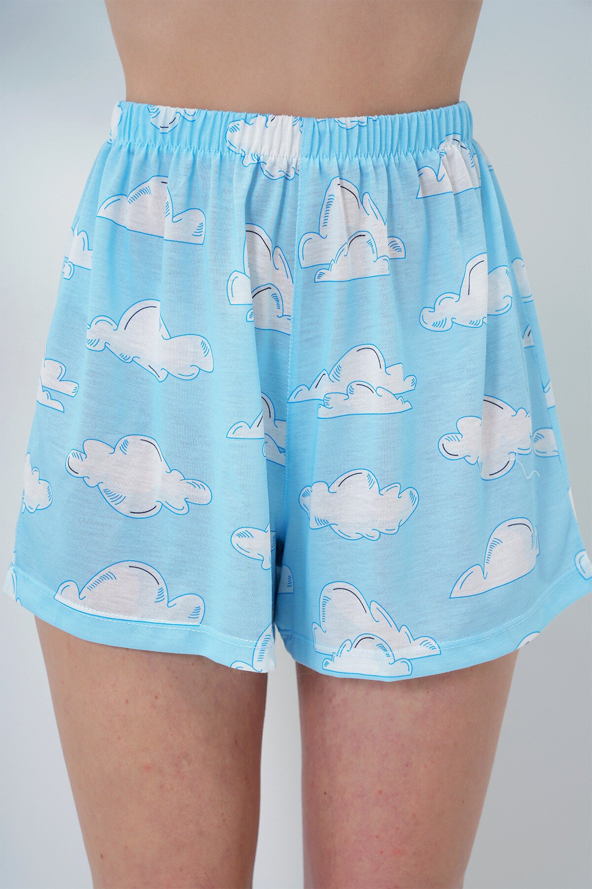 Mavi Bulut Desenli Örme Pamuklu Gömlek Ve Şort Pijama Takımı