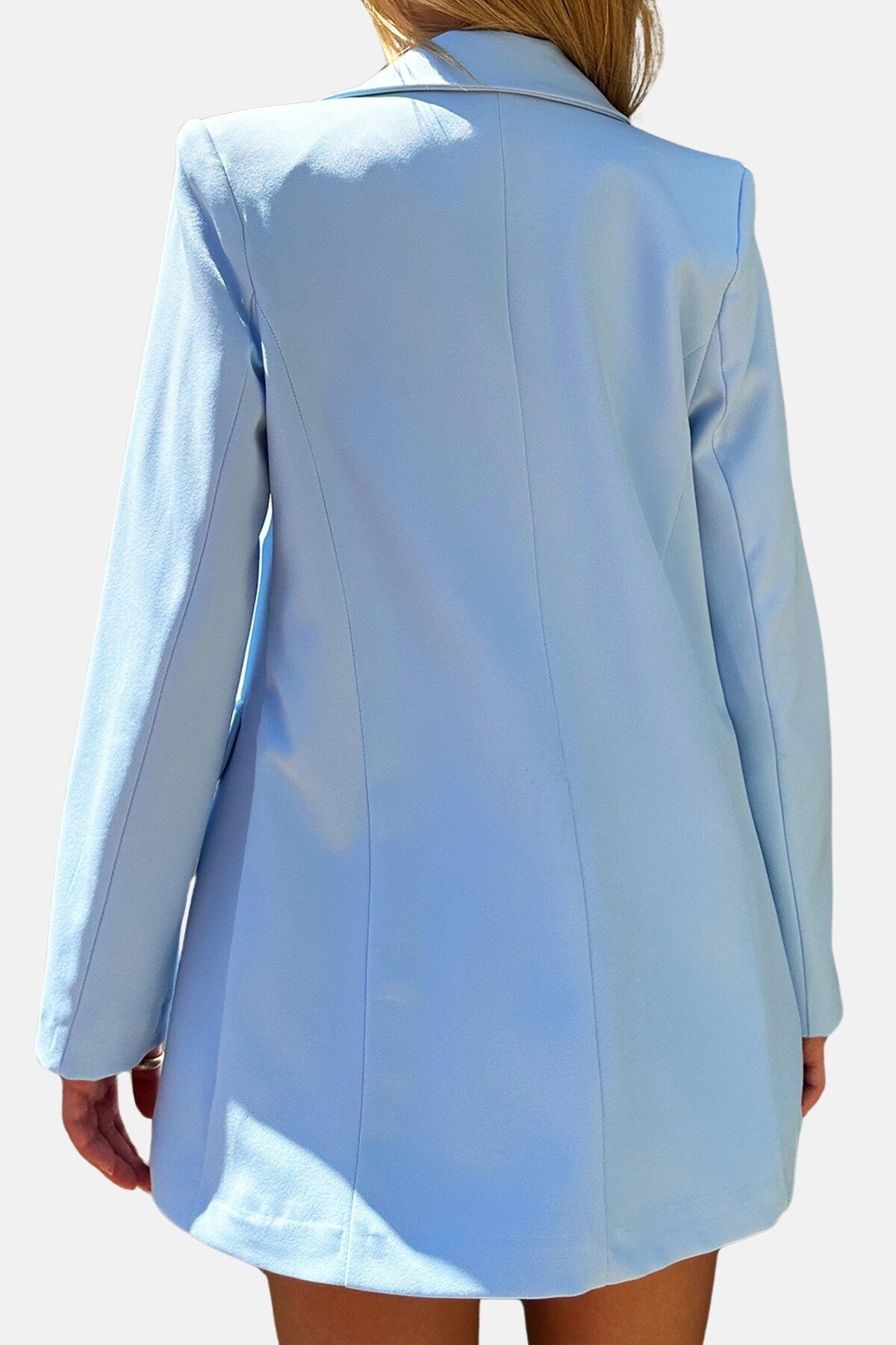 Mavi Cep Ve Düğme Detaylı Omuzları Vatkalı Blazer Ceket