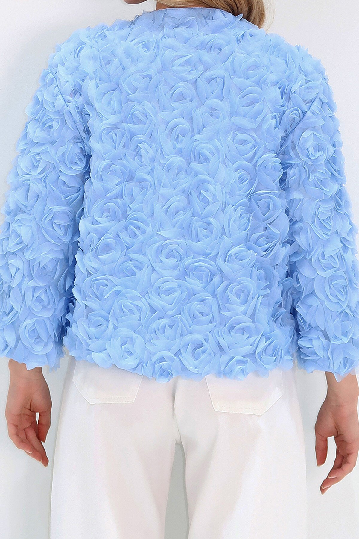 Mavi Çiçek Motifli Astarlı Crop Ceket