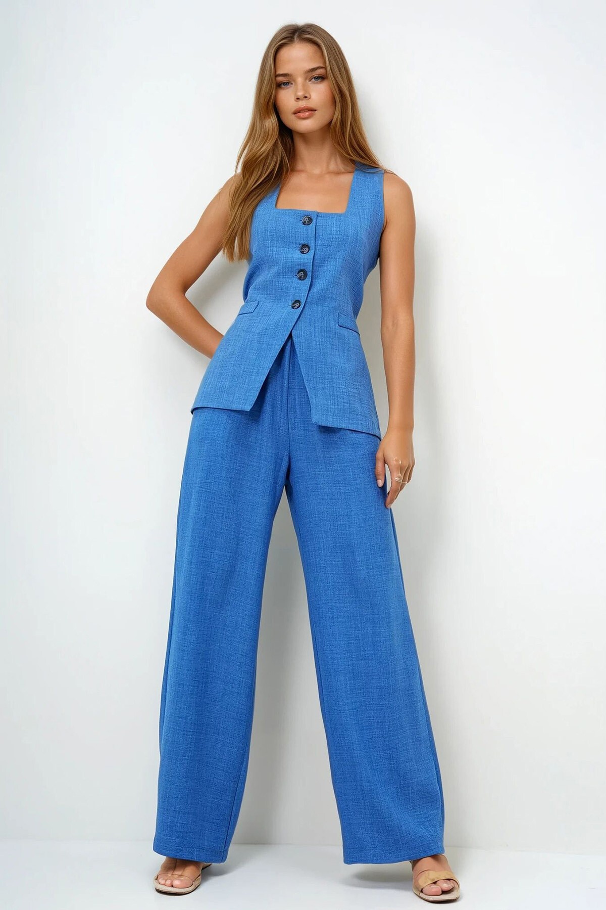 Mavi Kare Yaka İçi Astarlı Dokuma Keten Yelek Ve Çift Cepli Palazzo Pantolon Takım