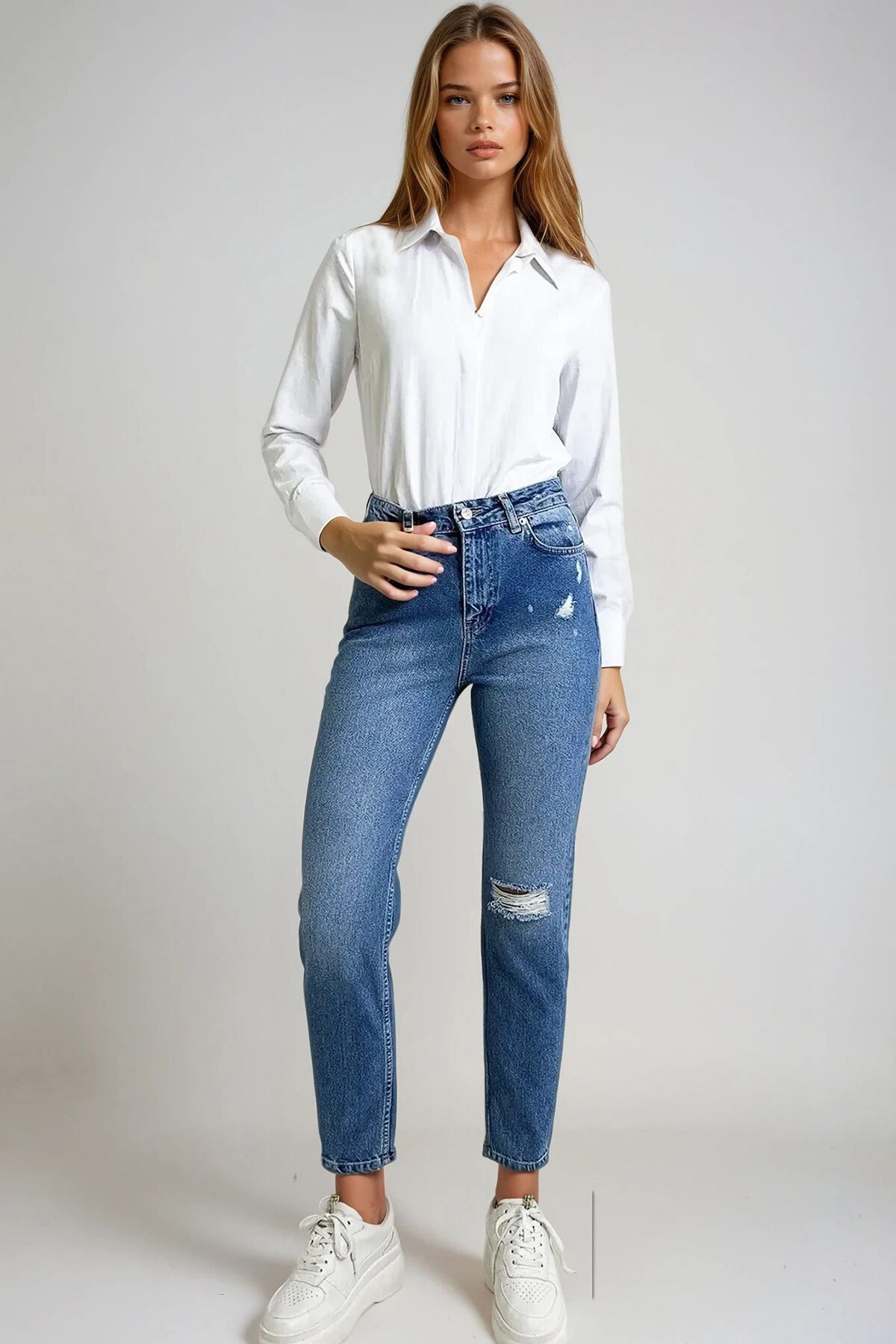 Mavi Normal Bel Yıpratmalı Dar Paça Jean Pantolon