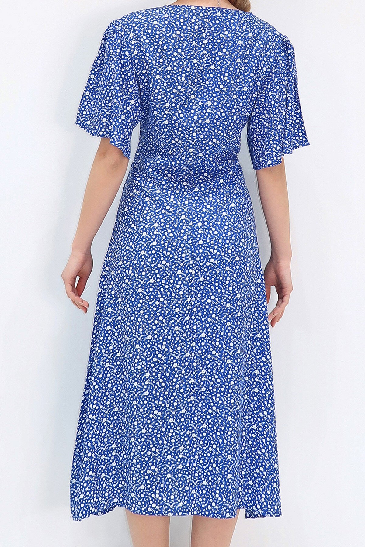 Mavi V Yaka Önü Düğmeli Mikro Desenli Dokuma Viskon Elbise