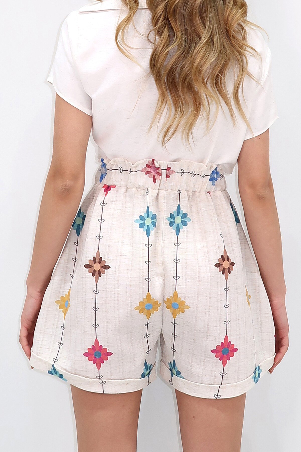 Mavi Yüksek Bel Çift Cepli Çiçek Desenli Duble Paça Keten Şort