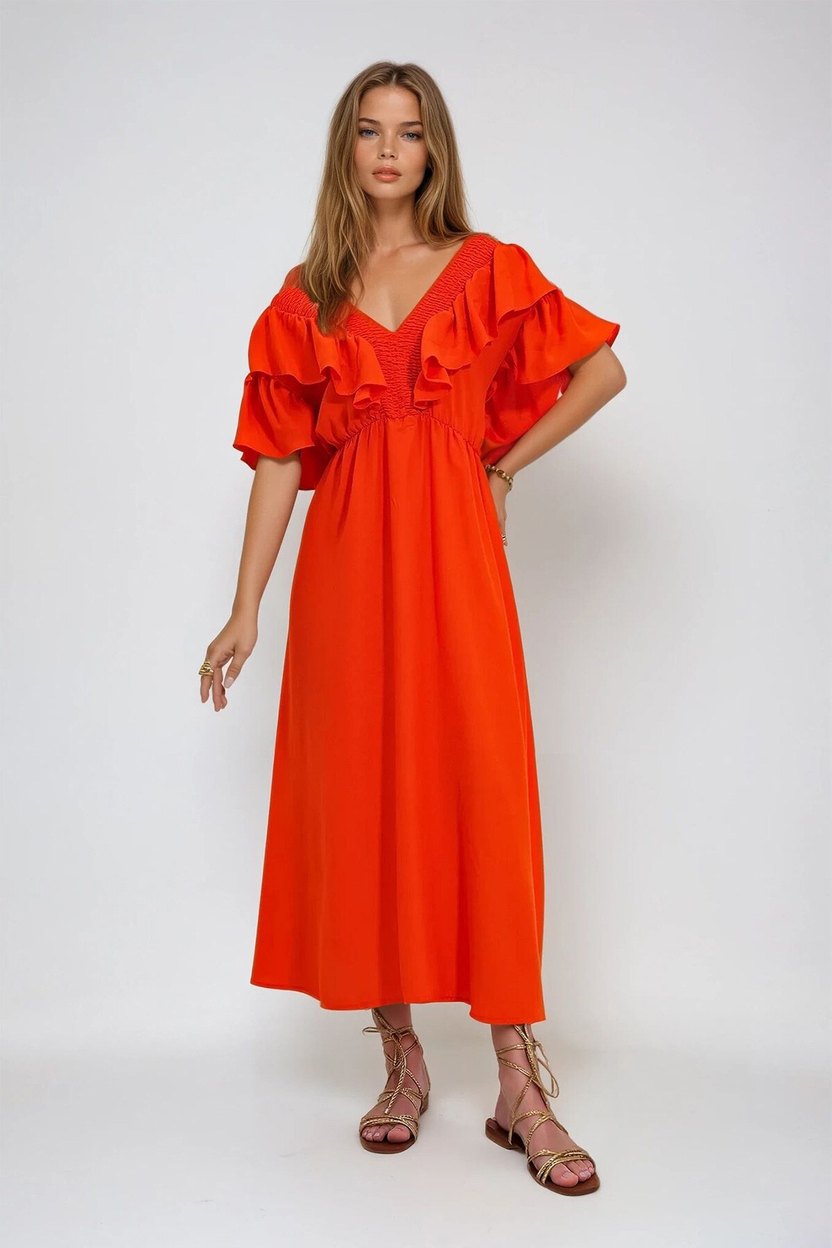 Mercan Yakası Gipeli Ve Volanlı Beli Midiboy Dokuma Elbise