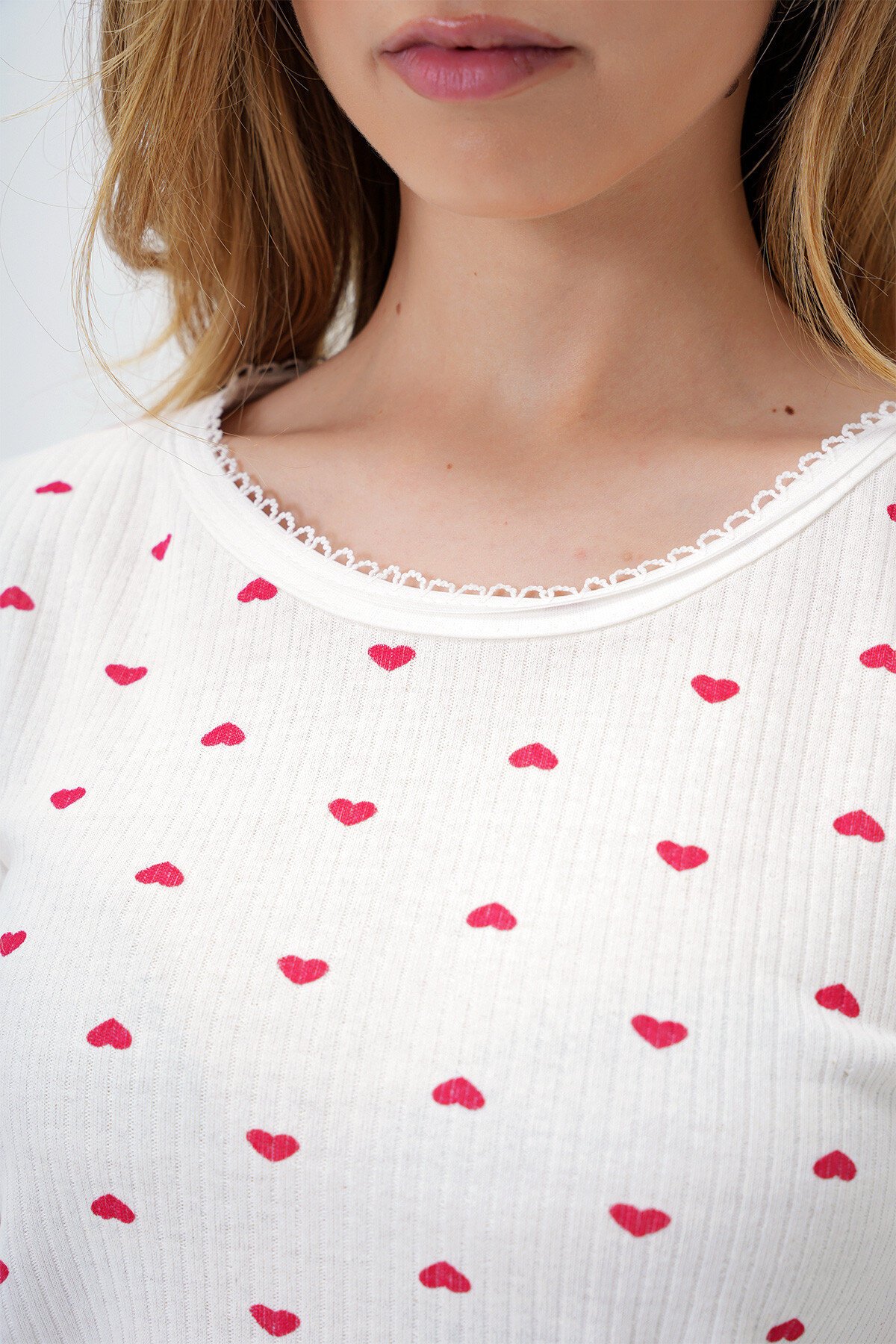 Mini Kalp Kırmızı Bisiklet Yaka Pamuklu Fisto Detaylı Bluz Ve Şortlu Pijama Takımı