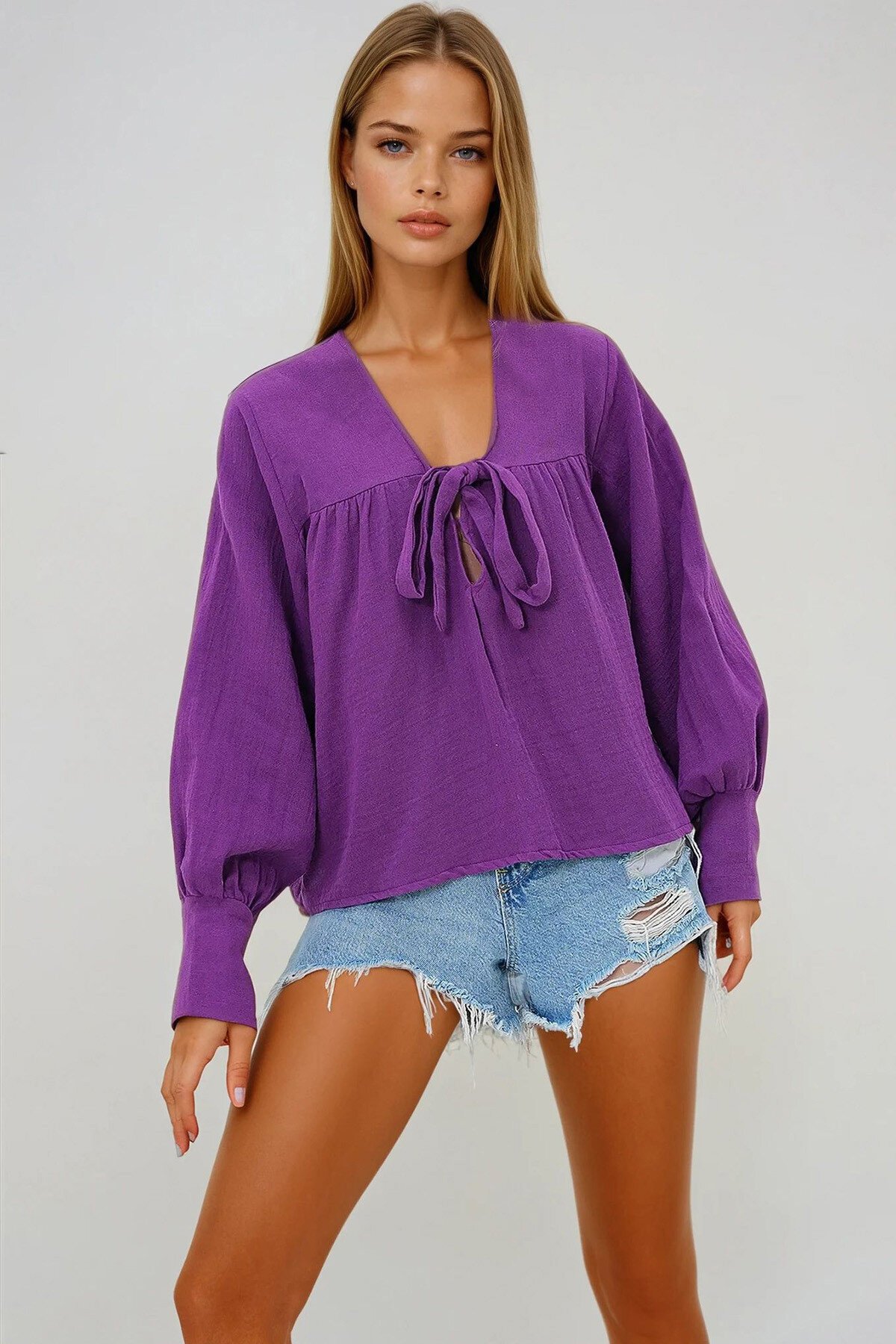 Mor V Yaka Göğüsten Bağlamalı Büzgülü Yazlık Dokuma Bluz