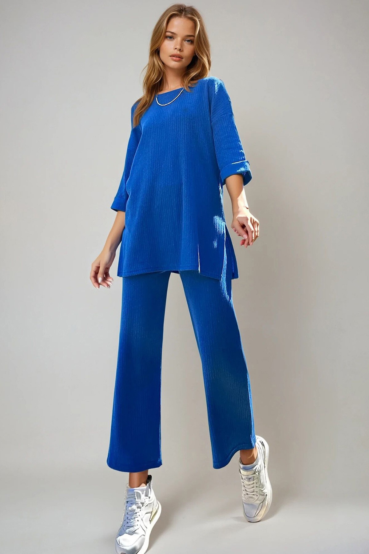 Parlament Mavi Yırtmaçlı Boyfriend T Shirt Ve Pantolon İnterlok Takım