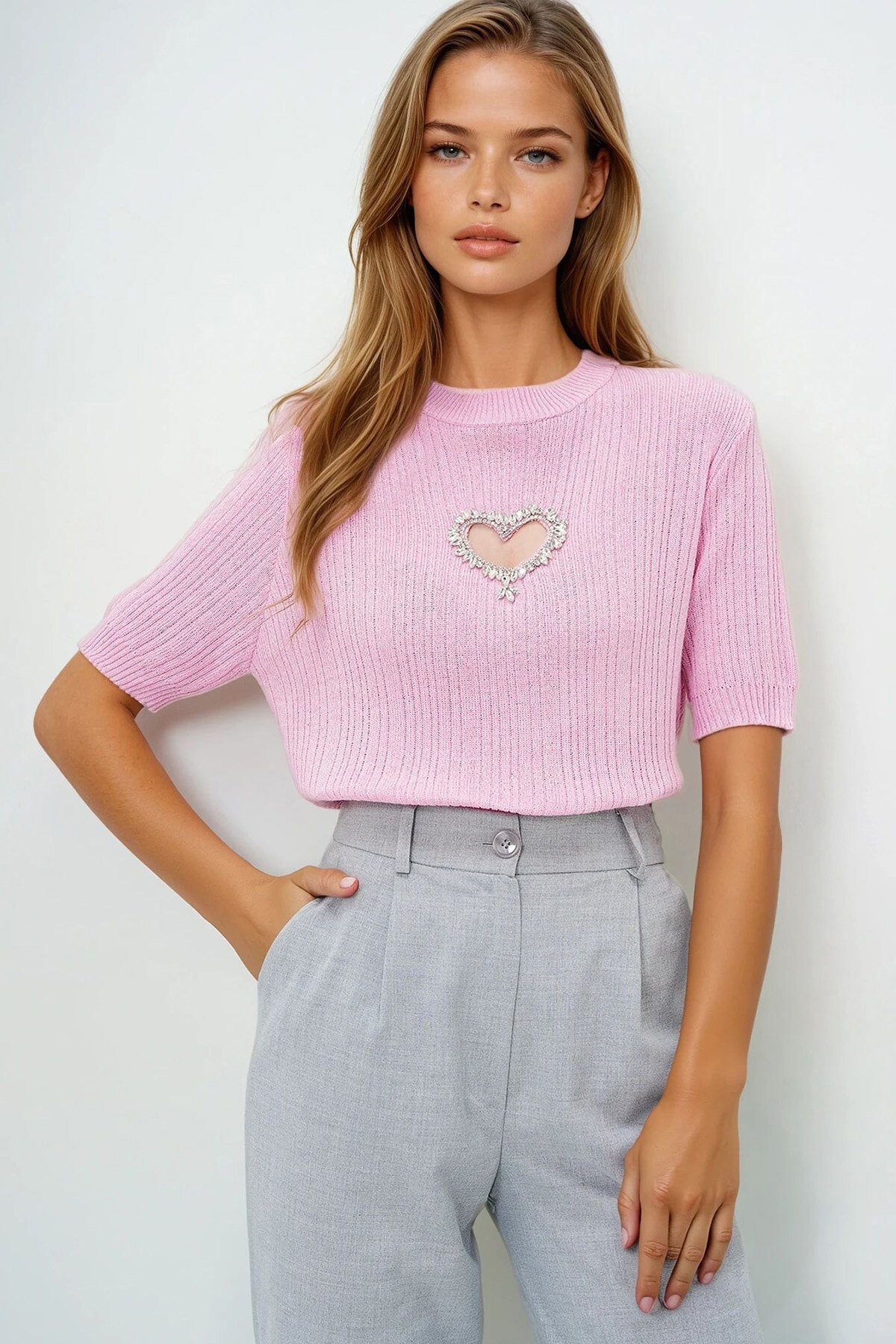Pembe Bisiklet Yaka Kalp Taş İşlemeli Yazlık Triko Bluz