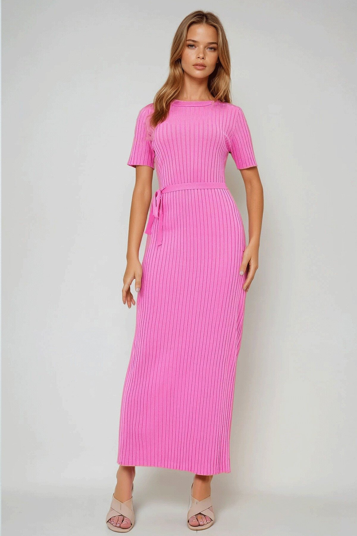 Pembe Bisiklet Yaka Yarım Kol Şeritli Triko Mevsimlik Elbise