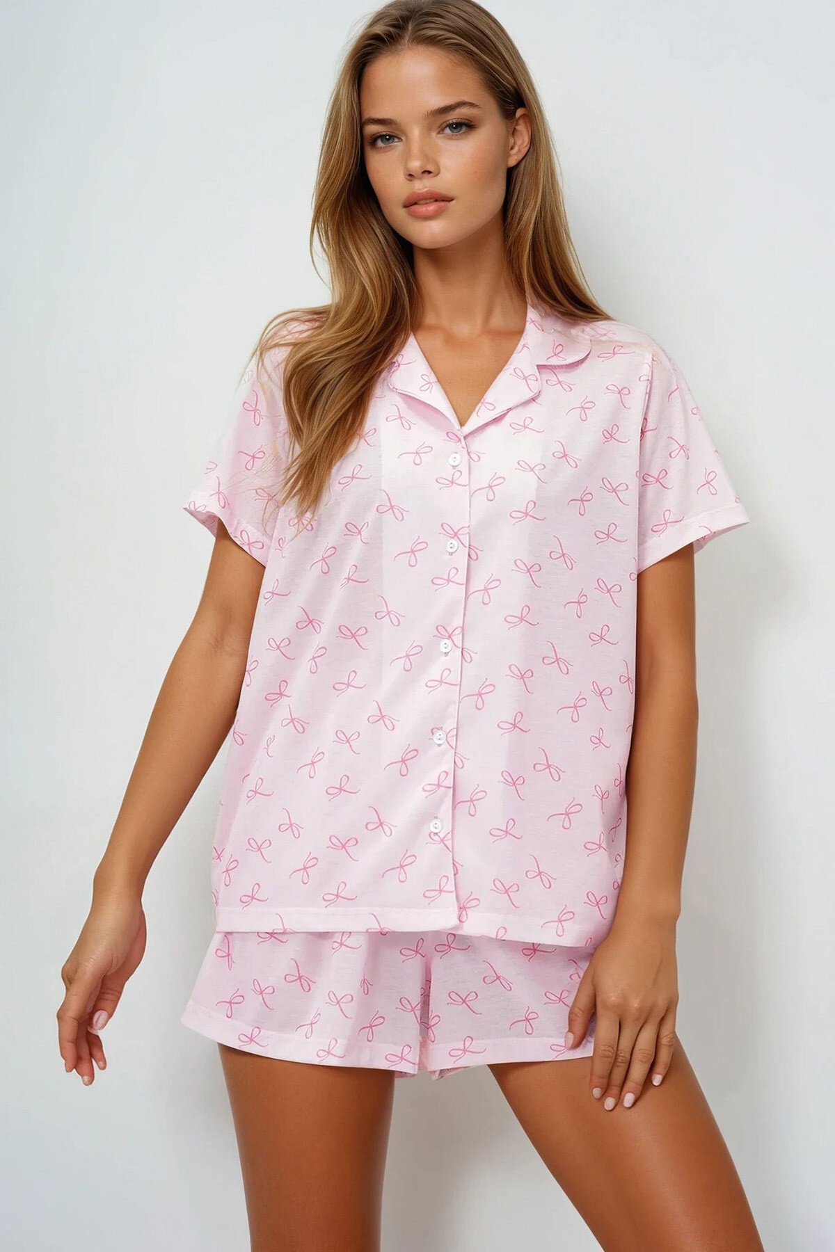 Pembe Fiyonk Desenli Örme Pamuklu Gömlek Ve Şort Pijama Takımı