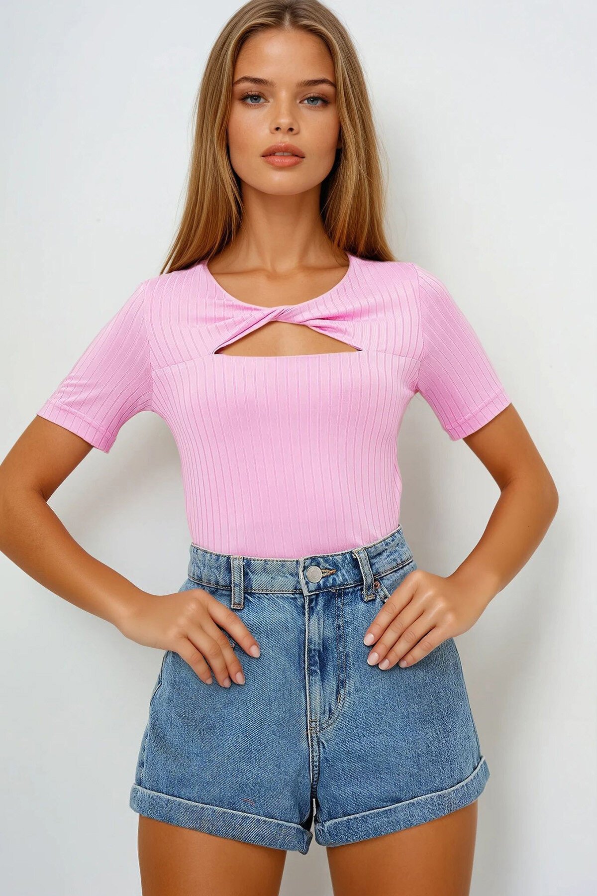 Pembe Robası Burgu Detaylı Merserize Örme Bluz