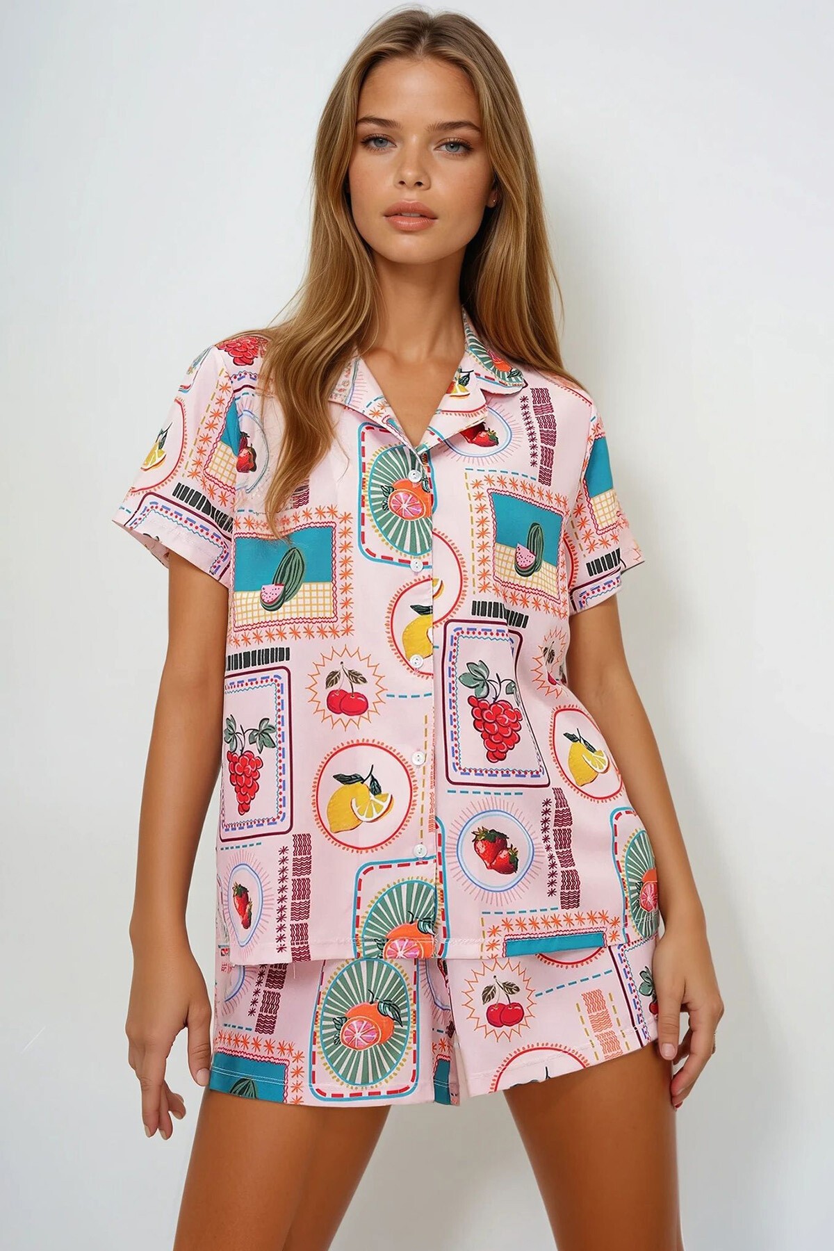 Pudra Desenli Önü Düğmeli Dokuma Gömlek Ve Şort Pijama Takım