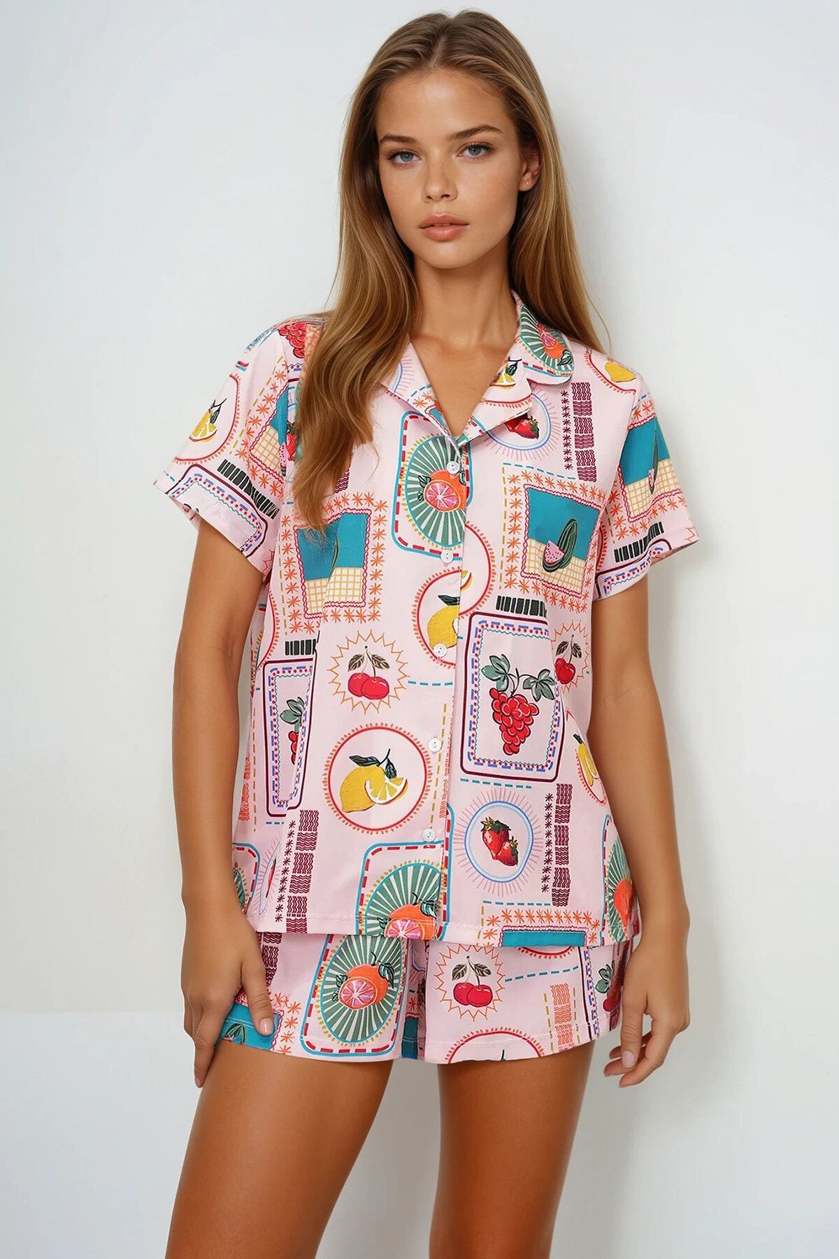 Pudra Desenli Önü Düğmeli Dokuma Gömlek Ve Şort Pijama Takım