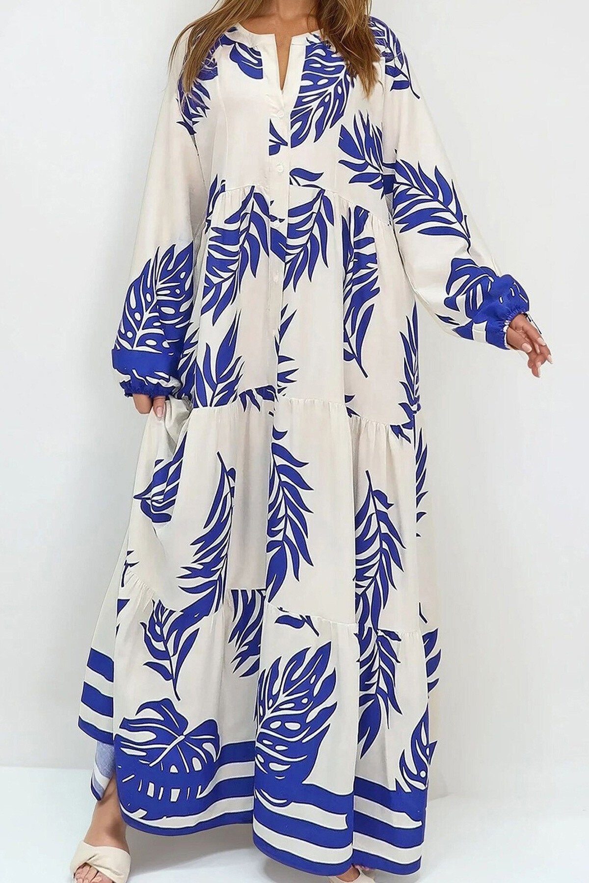 Saks Beyaz Hakim Yaka Şal Desenli Maxi Boy Elbise