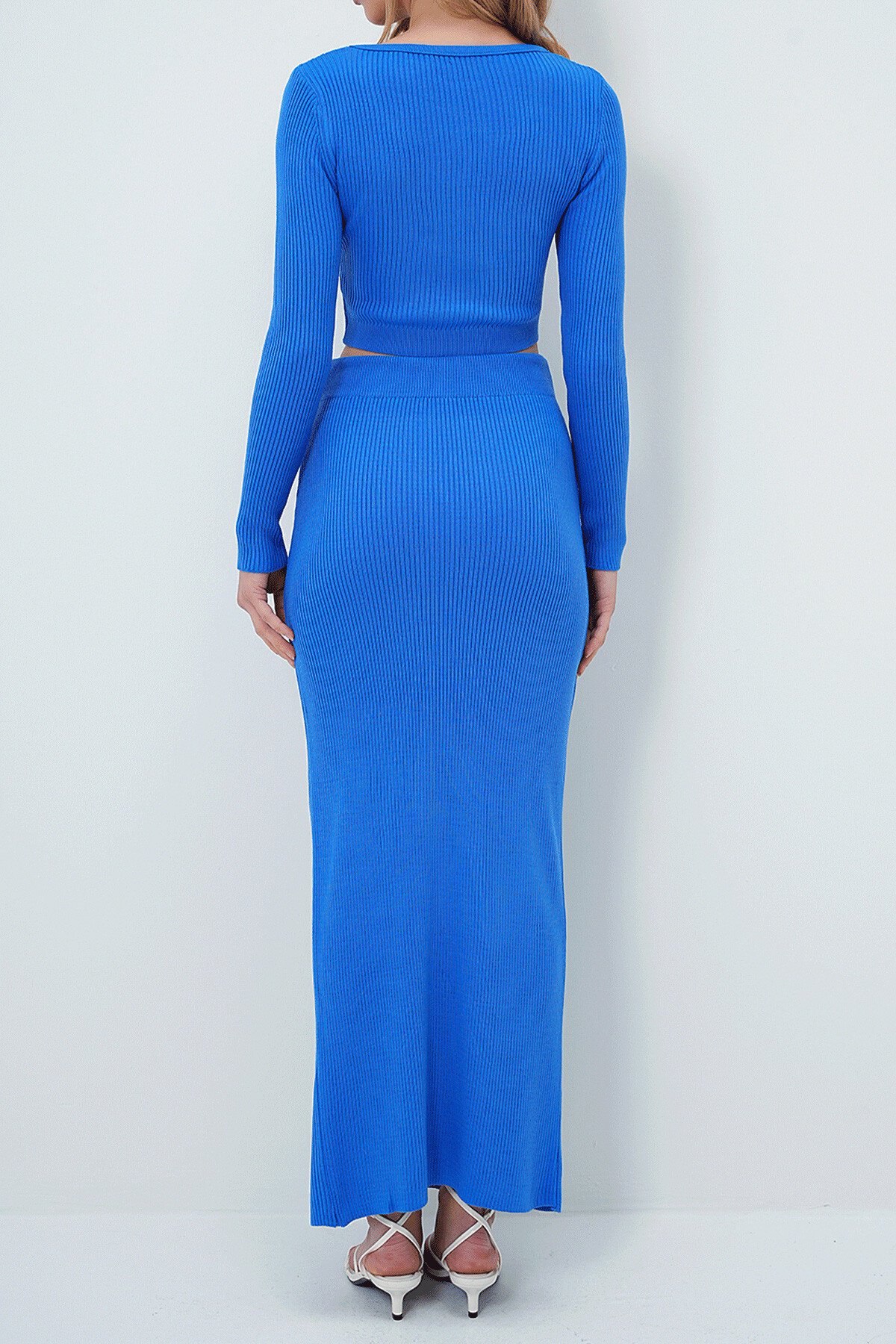 Saks Geniş Yaka Uzun Kol Crop Kazak Ve Yırtmaçlı Etek Takım