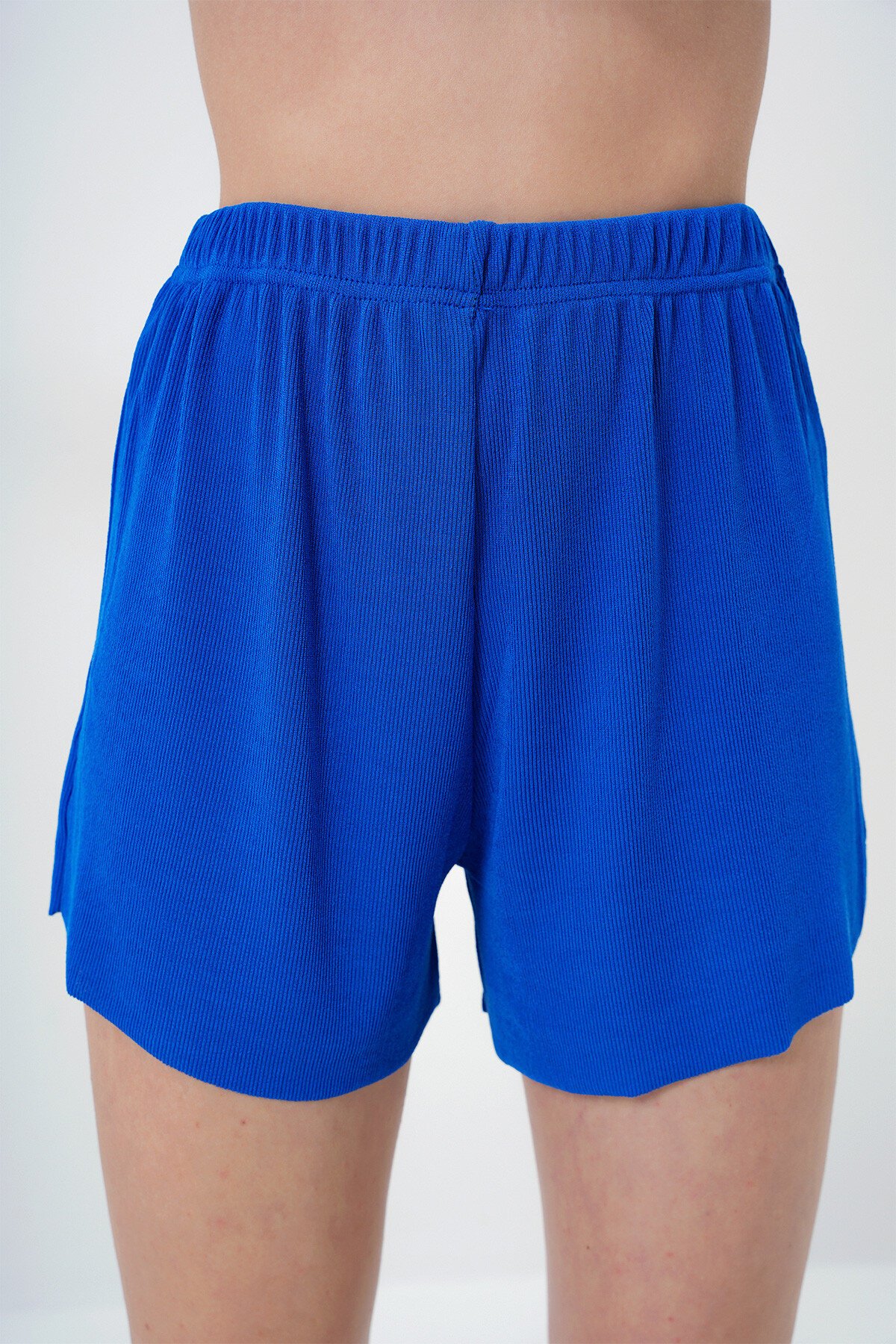 Saks İp Askılı Dantel Detaylı Bluz, Şort Ve Pantolonlu 3 Lü Set Pijama Takımı