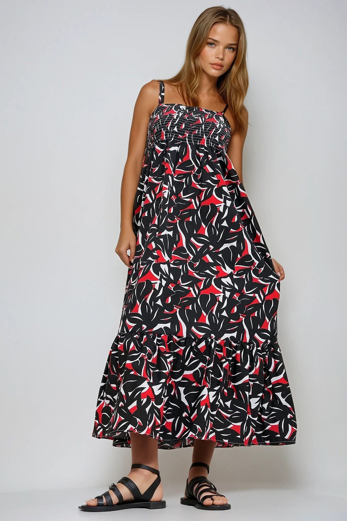 Siyah Askılı Eteği Volanlı Çiçek Desenli Gipeli Dokuma Elbise