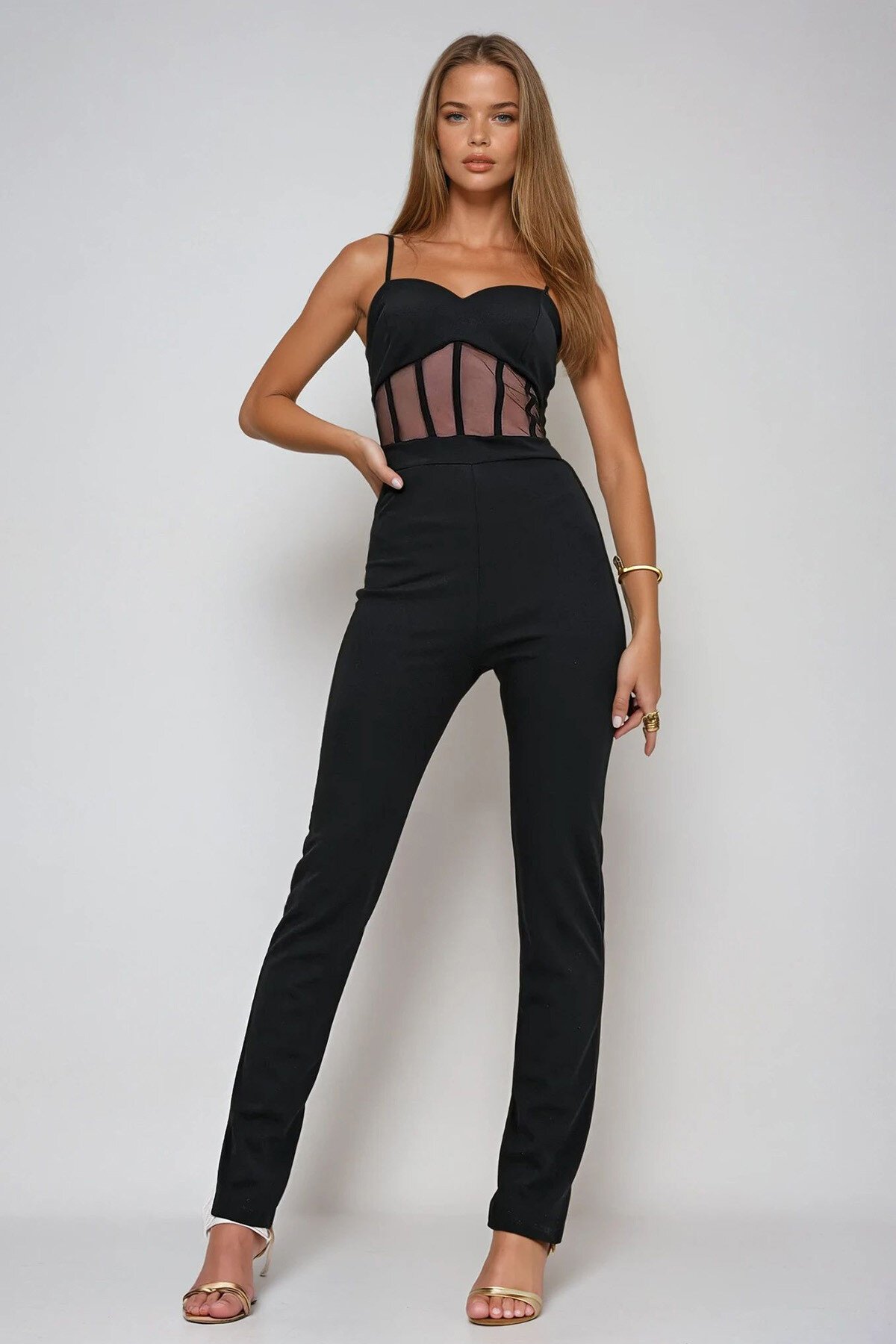 Siyah Askılı File Detaylı Arkası Fermuarlı Tulum