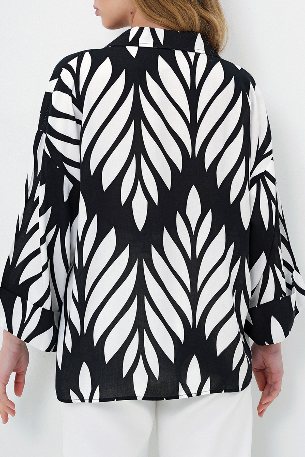 Siyah Beyaz Dijital Baskılı Oversize Double Kol Premium Dokuma Gömlek