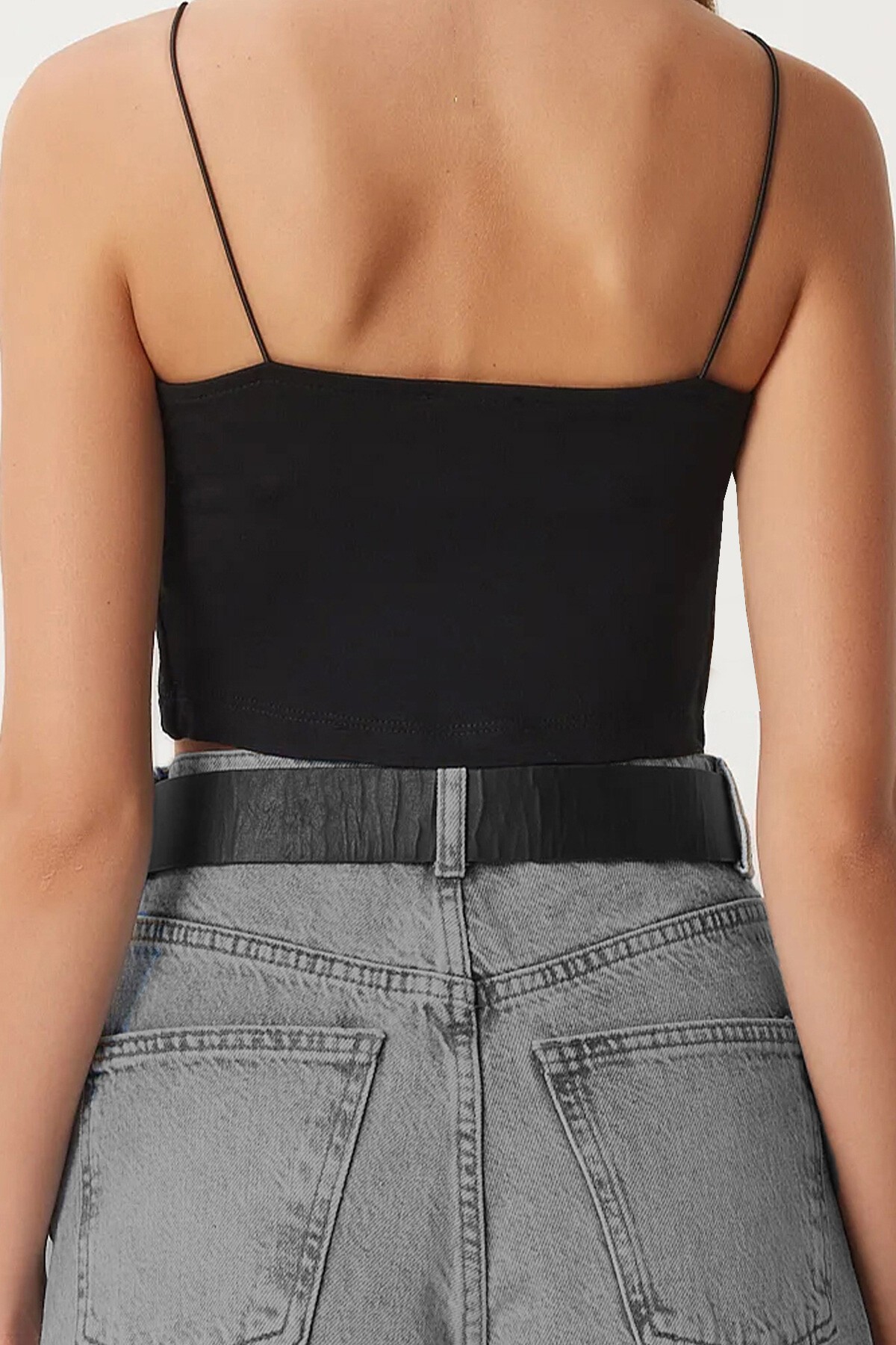 Siyah Beyaz İp Askılı Basic Crop Bluz 2Li Takım