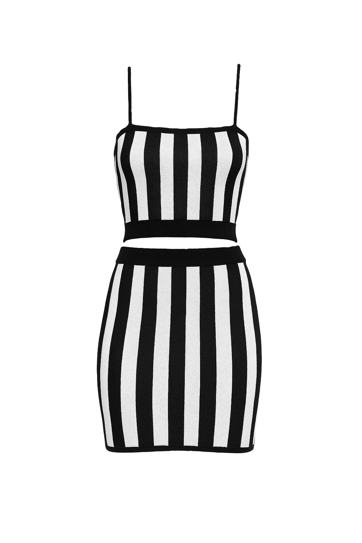 Siyah-Beyaz İp Askılı Crop Bluz Ve Çizgili Yazlık Triko Alt Üst Takım