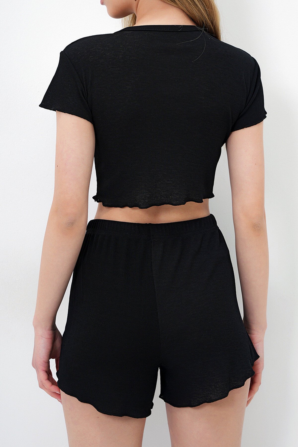 Siyah Bisiklet Yaka Crop Bluz, Şort Ve Pantolonlu 3 Lü Set Pijama Takımı