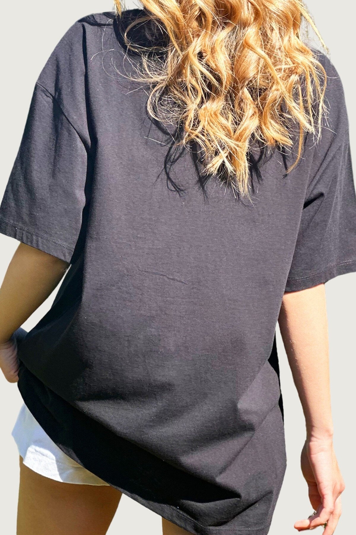 Siyah Bisiklet Yaka Önü Nakışlı Oversize Unisex T Shirt