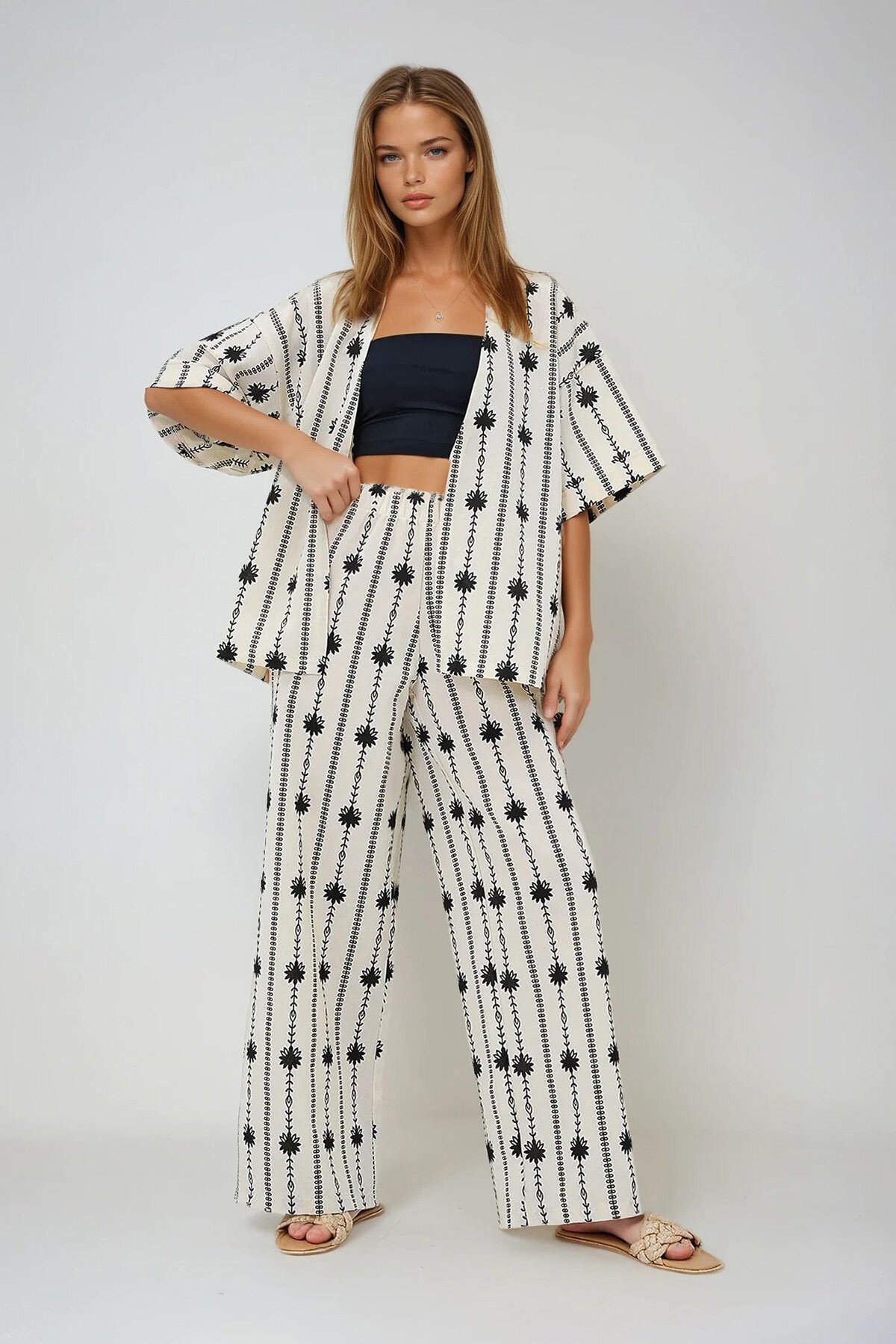 Siyah Çiçek Desenli Duble Kol Kimono Ve Palazzo Pantolon Keten Takım