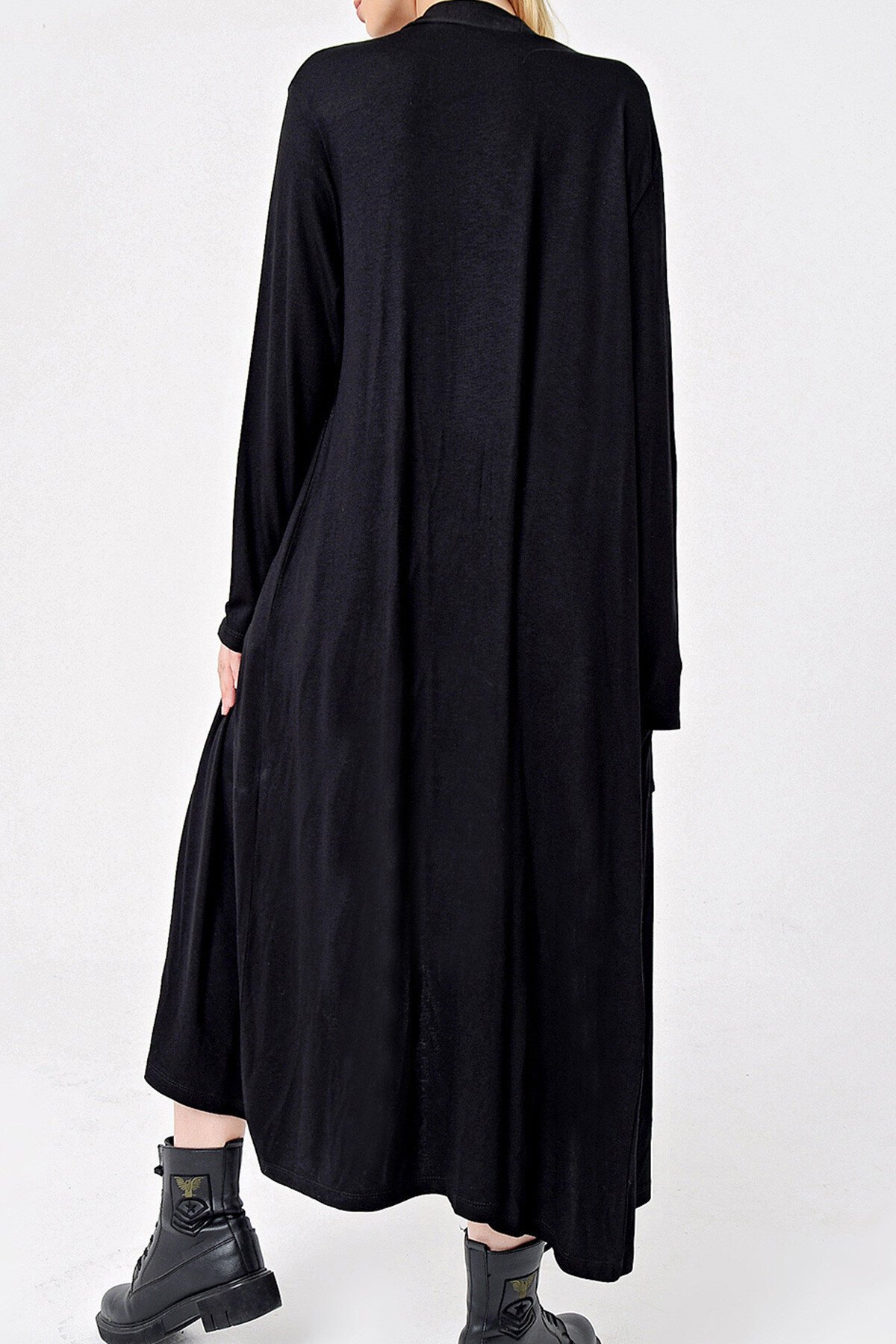 Siyah Çift Cep Maxı Boy Viscon Hırka