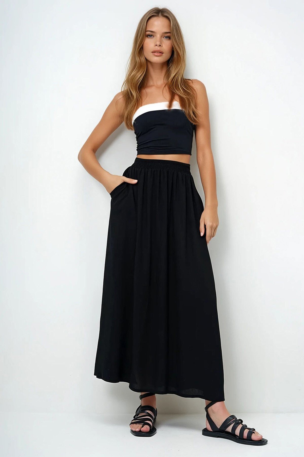 Siyah Çift Cepli Kloş Dokuma Etek